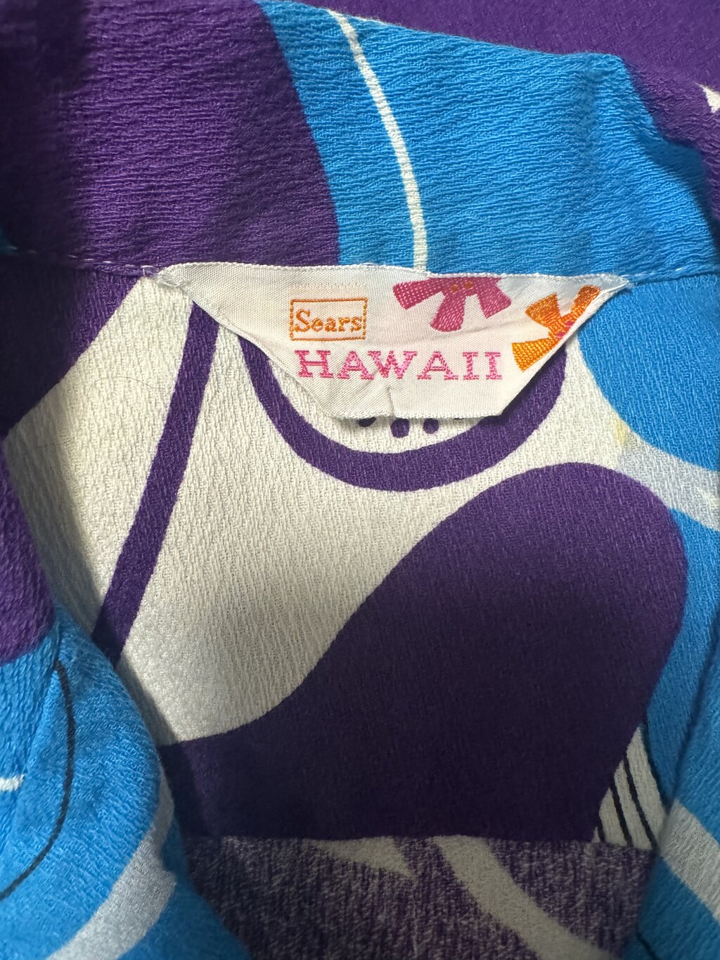 Sears Hawaii 70s Barkcloth Shirt – Electric Floral in Purple & Sky Blue