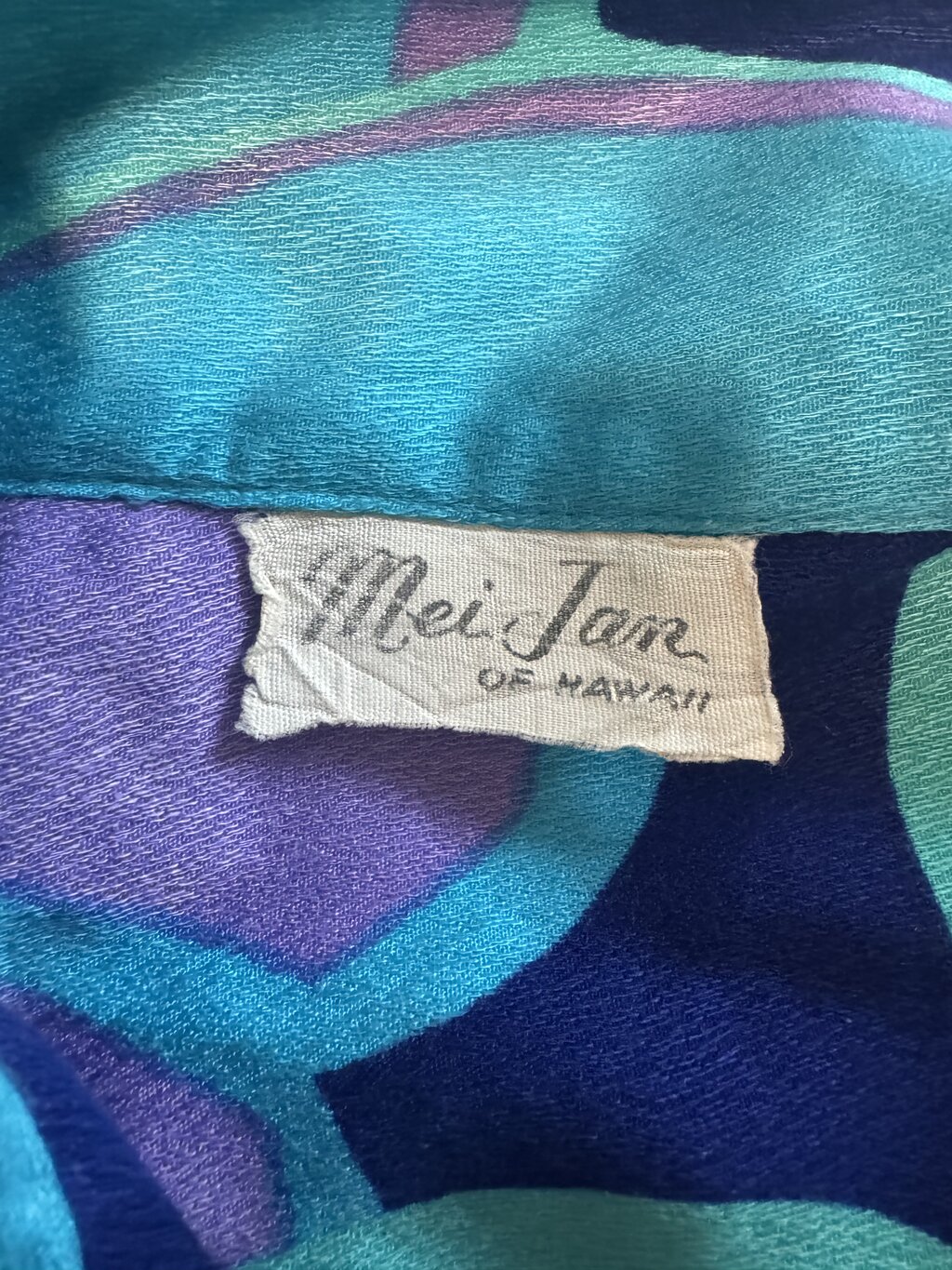 1970s Mei Jan Psychedelic Floral Shirt – Blue & Purple Rayon Pop (XL)