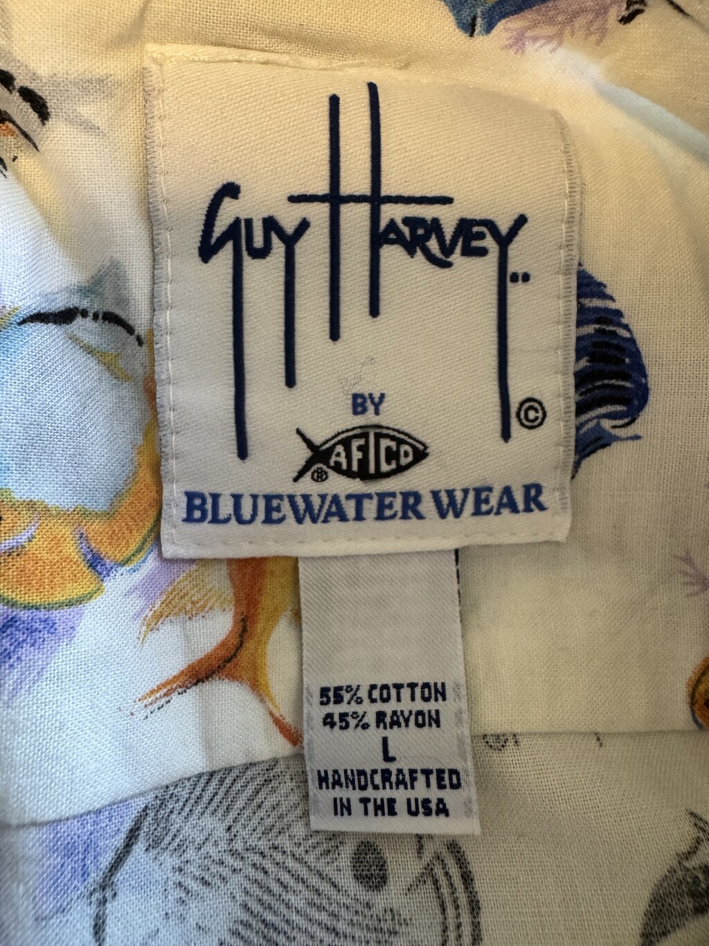 1990s Guy Harvey Marine Life Shirt – Cream Cotton-Rayon with Vibrant Tropical Fish (L)