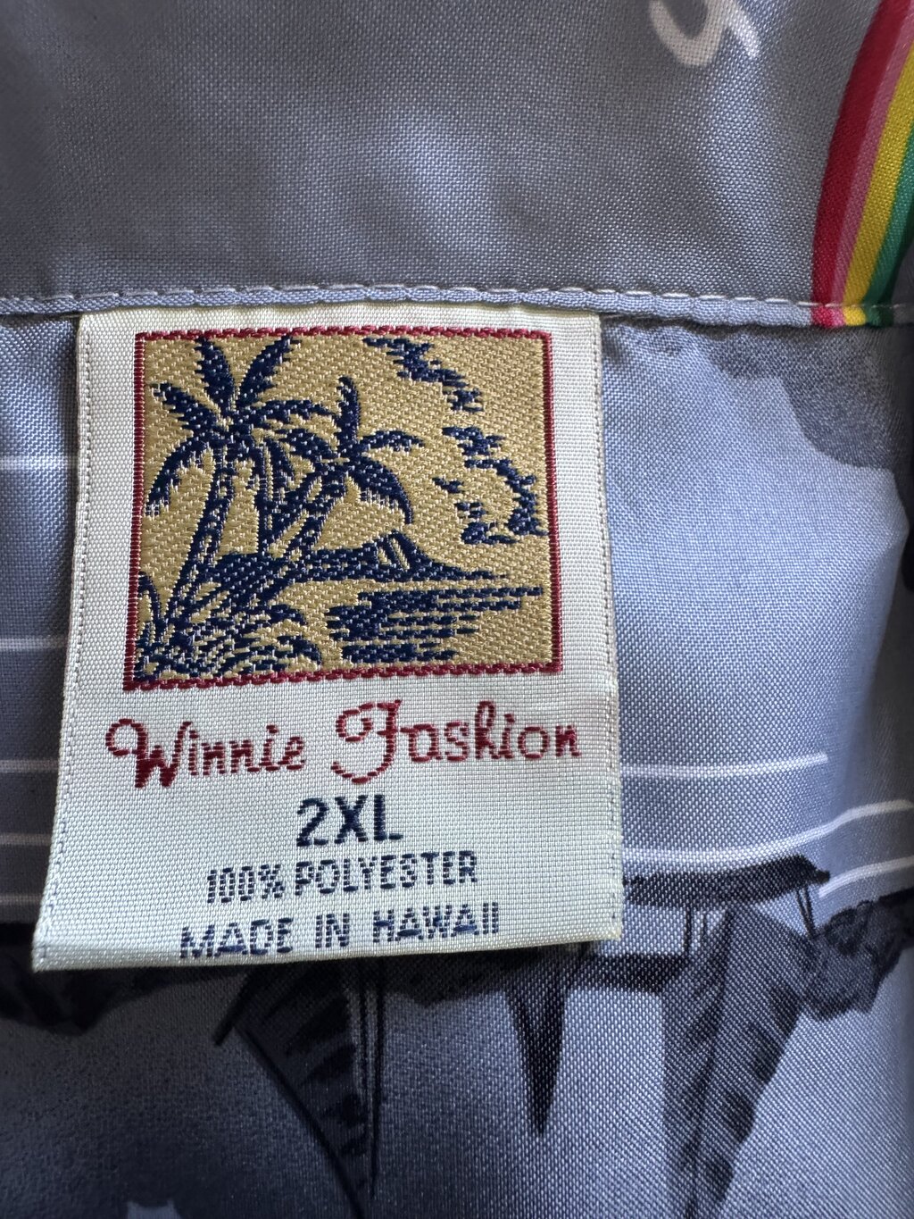 1990s–early 2000s - Winnie Fashion Vintage Hawaiian Shirt – Sailing Rainbows & Hibiscus on Silky Grey (2XL)