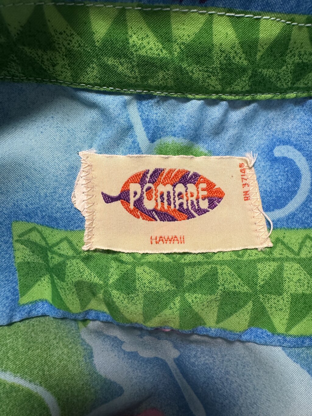 Pomare - Blue Hibiscus Burst Vintage Aloha Shirt – XL (60s/70s)