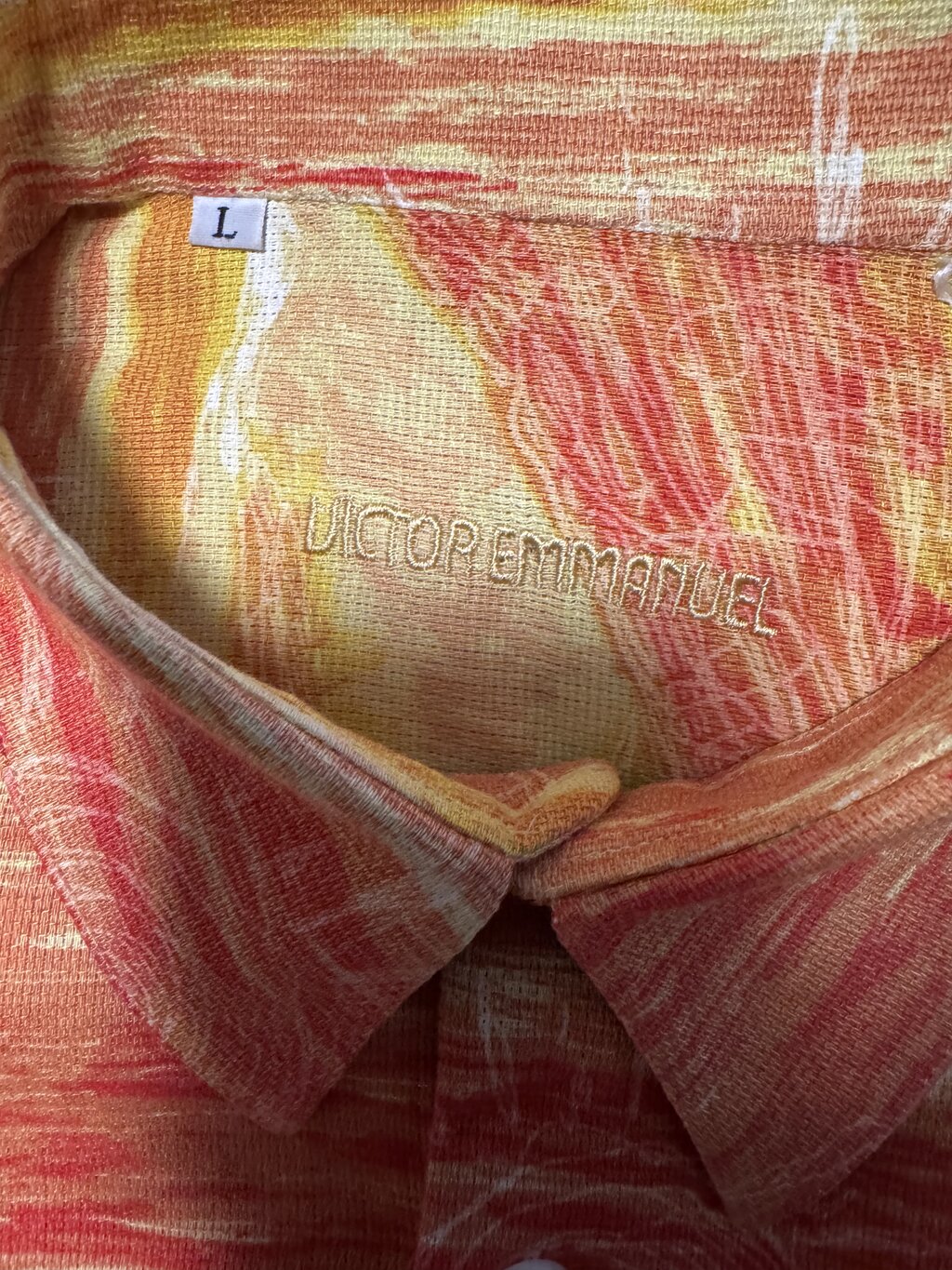 Late 1990s Victor Emmanuel Abstract Wave Rayon (L)