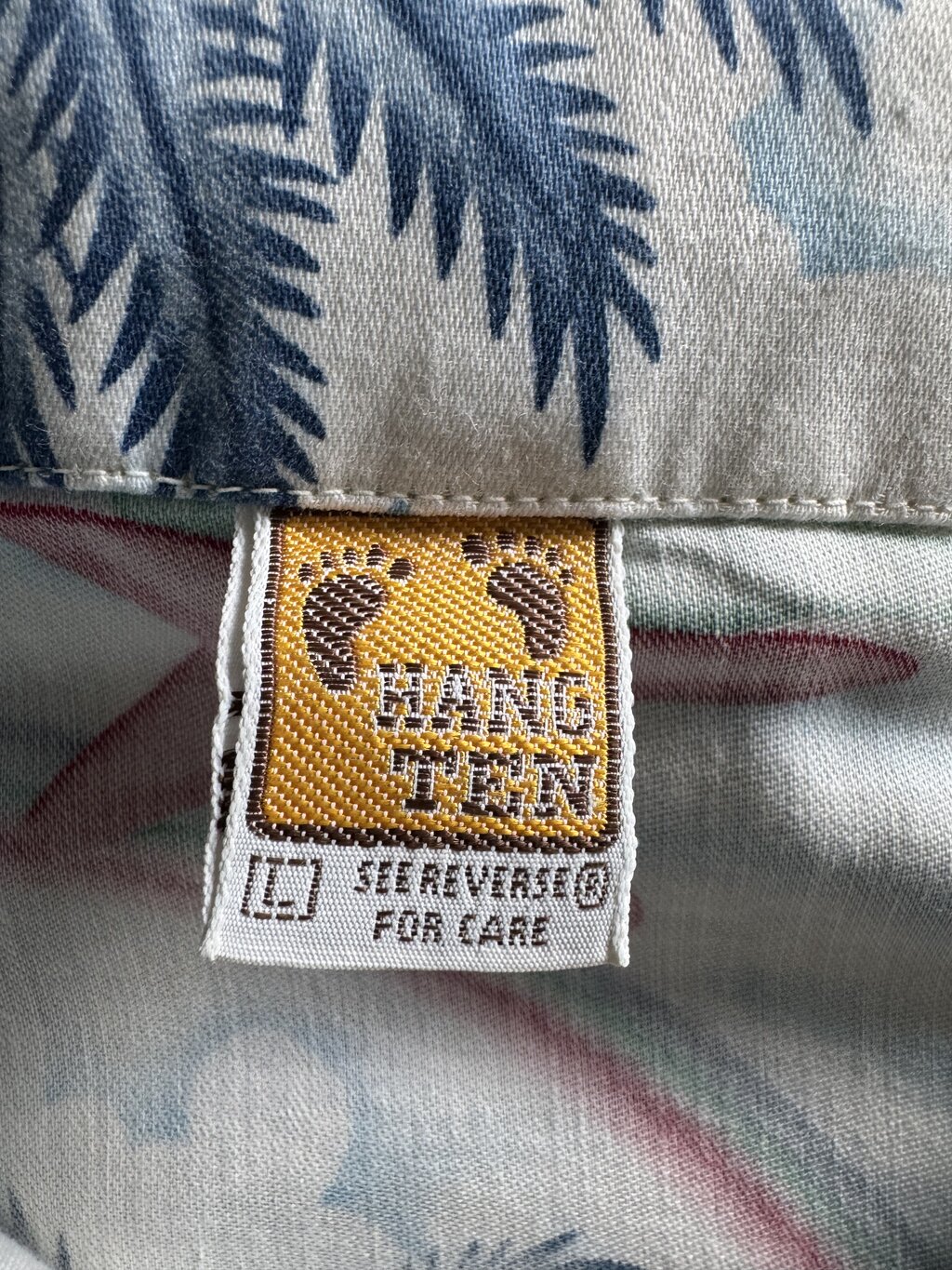 Hang Ten 1960s Ocean Vista Shirt – Large – Tiki, Rainbows & Shells