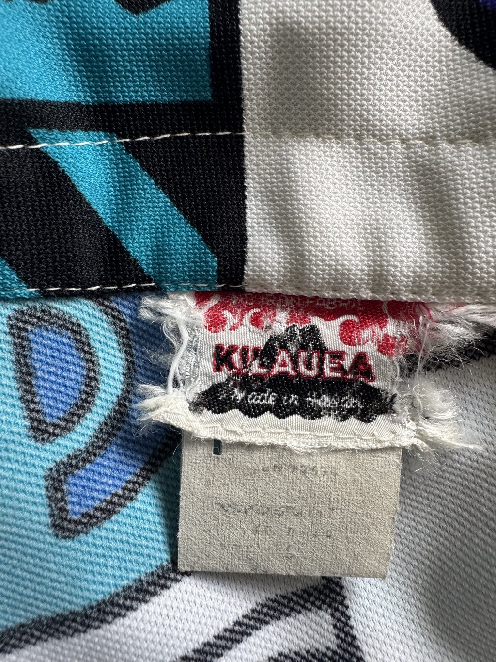 80s Kilauea Abstract Tribal Vintage Hawaiian Shirt – White & Teal Tricot Knit (S)