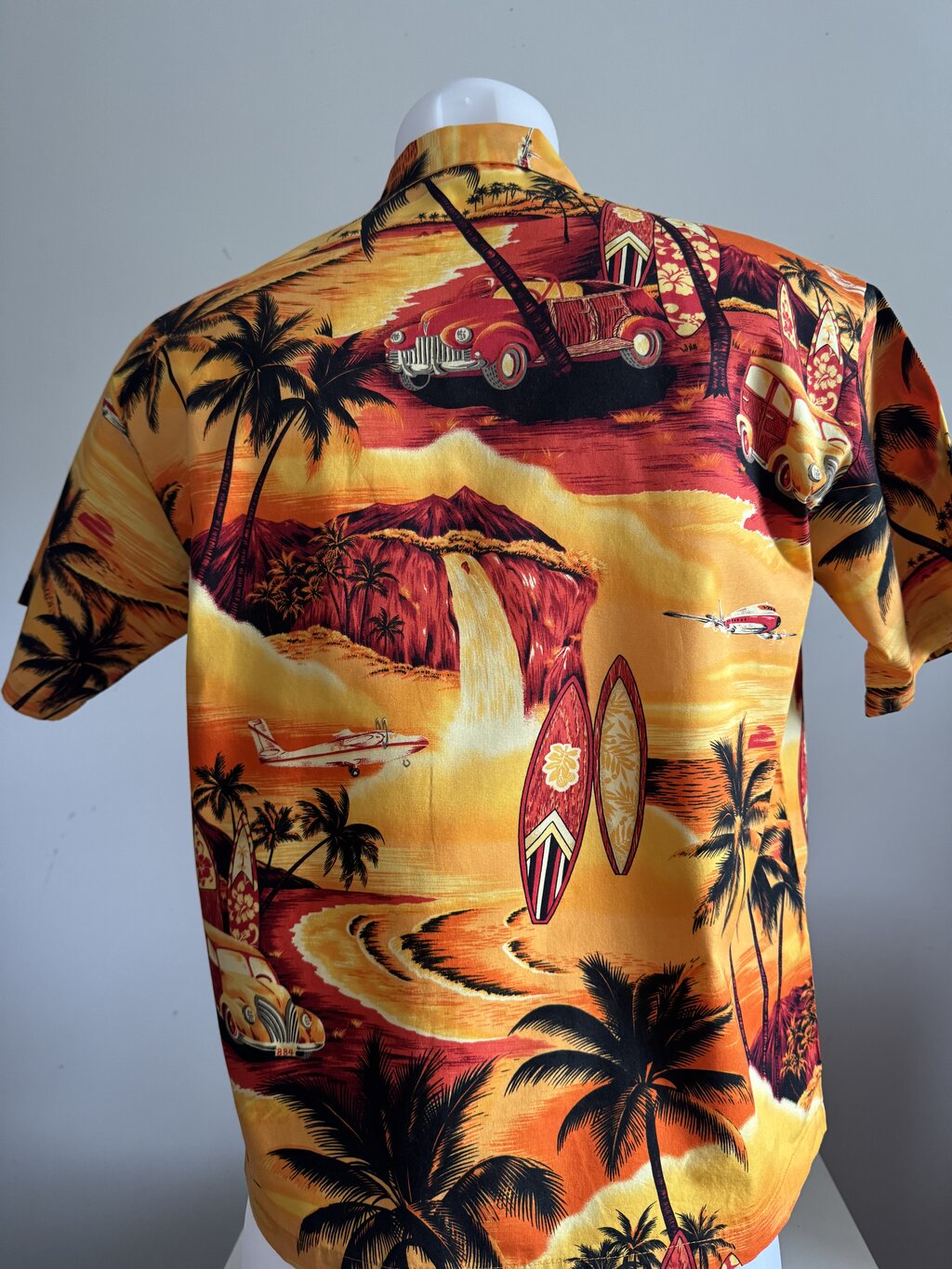 70s Royal Creations Surf & Sunset Shirt – Golden Palm Carscape (M)