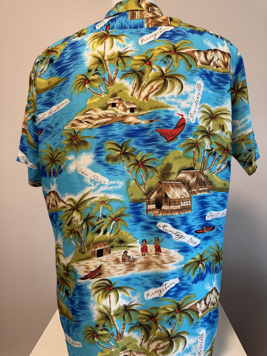 1980s Manhattan Jamaican Scenic Shirt – Turquoise Rayon Islandscape (M)