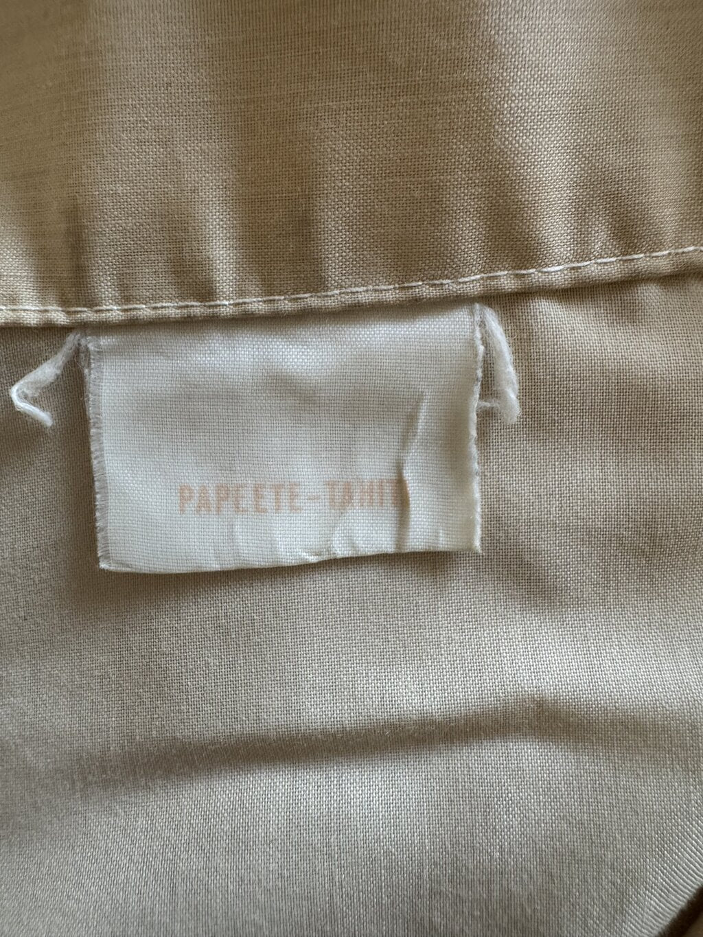 1980s Papeete Tahiti Border Print Shirt – Cream & Black Polynesian Motif (L)