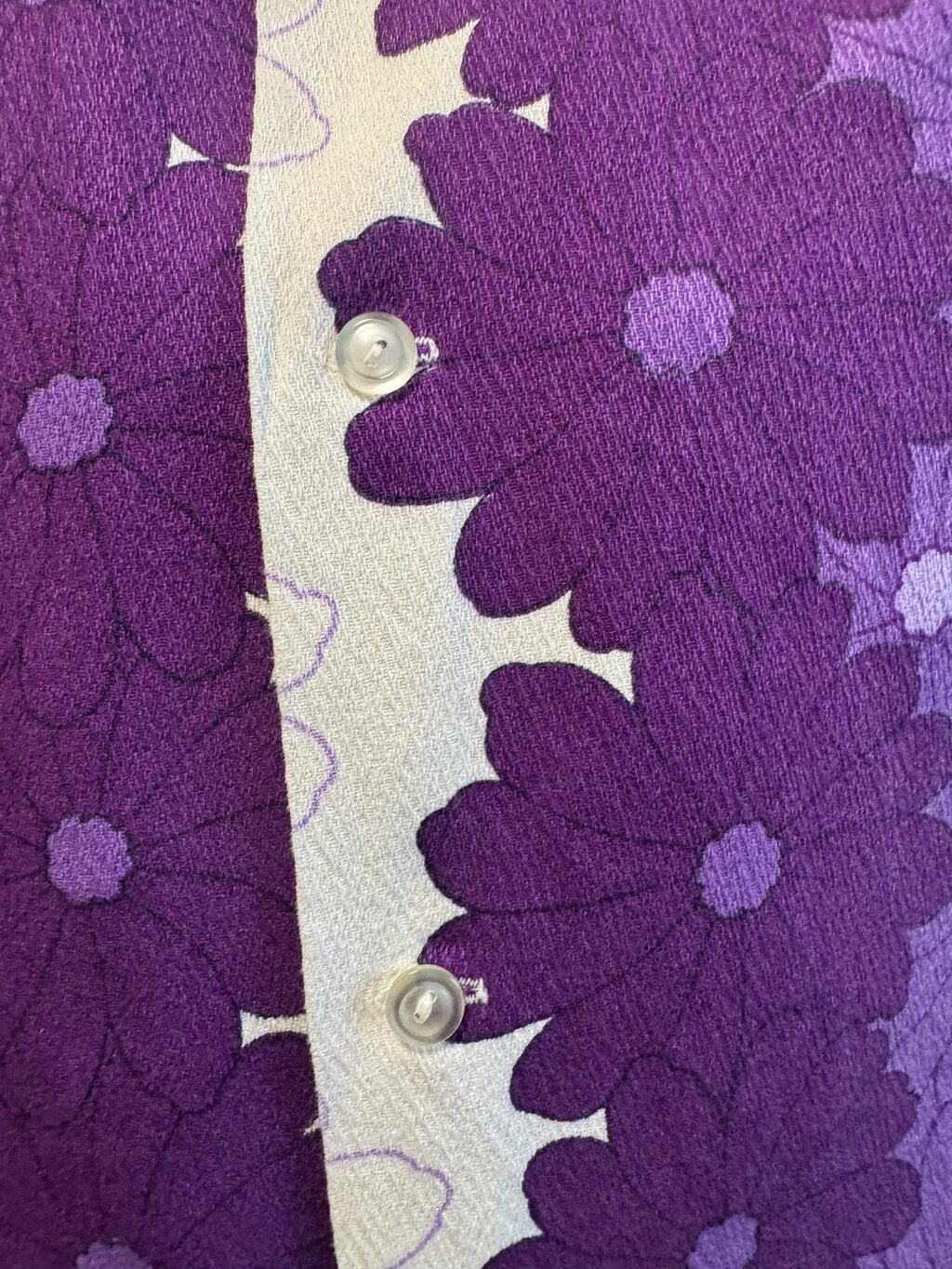 1970s Ui-Maikai Mod Floral Shirt – Purple Daisy Burst Barkcloth (M)