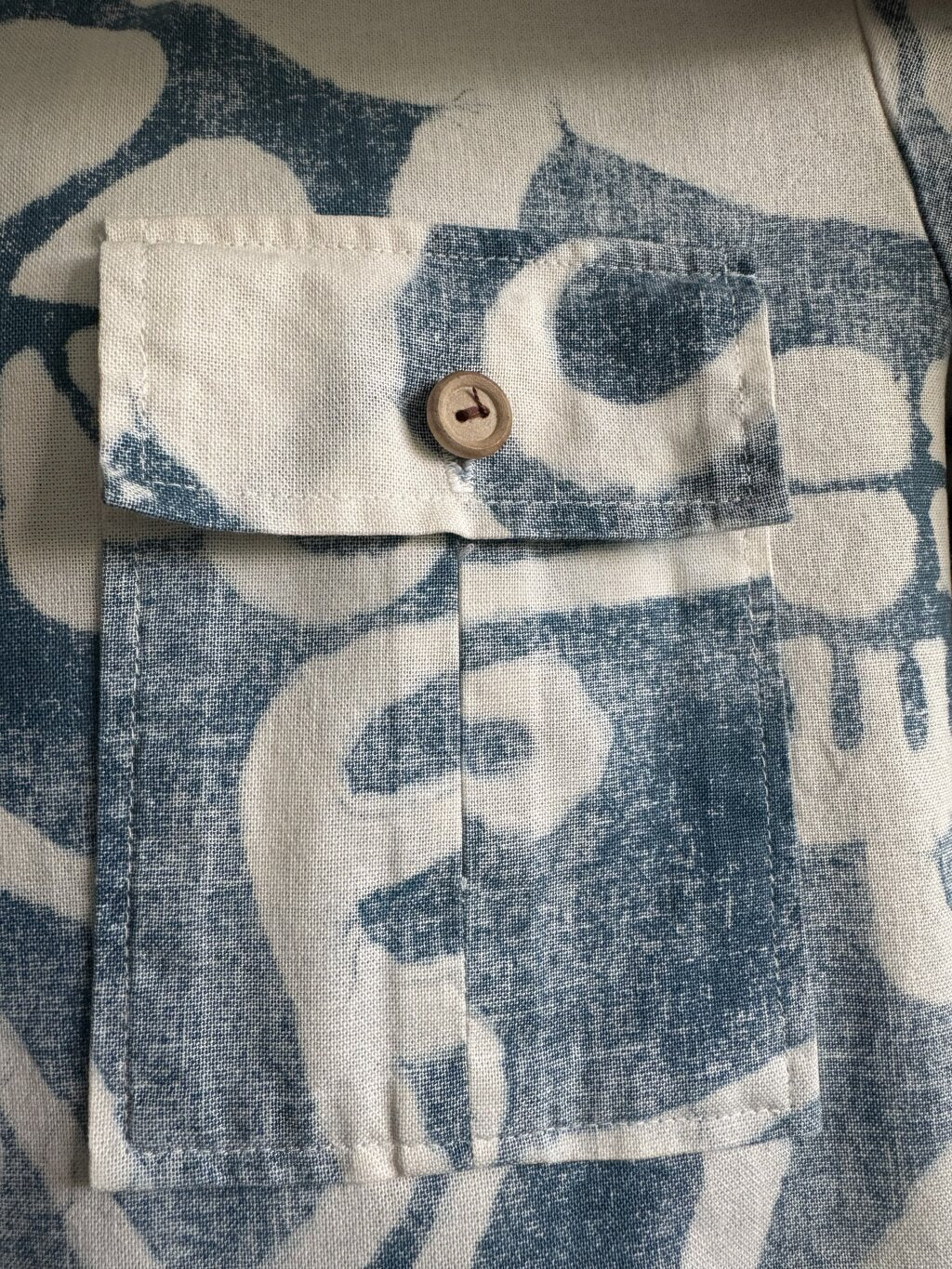 1960s Surf Line Liberty House Aloha Shirt – Tapa-Inspired Indigo Print w/ 4 Pockets (XL)