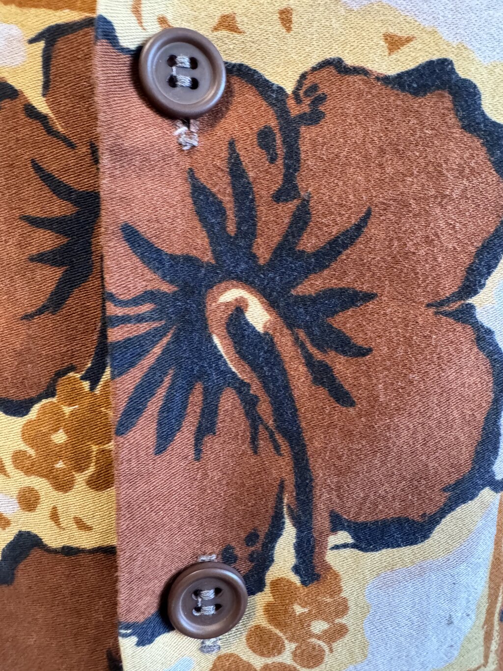 1960s Jantzen Earth-Tone Hibiscus Shirt – Made in USA Cotton (M)