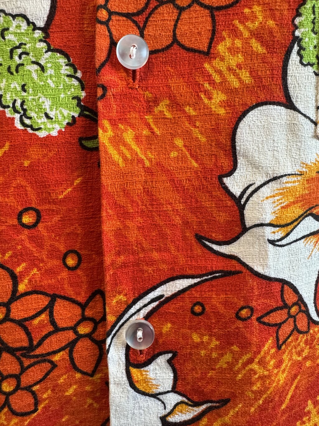 1960s Pomare Tahiti Hibiscus Shirt – Red & White Barkcloth Cotton (L)