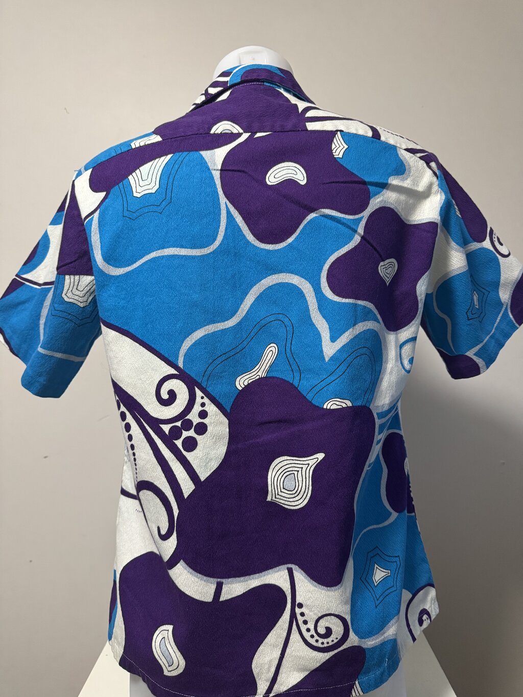Sears Hawaii 70s Barkcloth Shirt – Electric Floral in Purple & Sky Blue