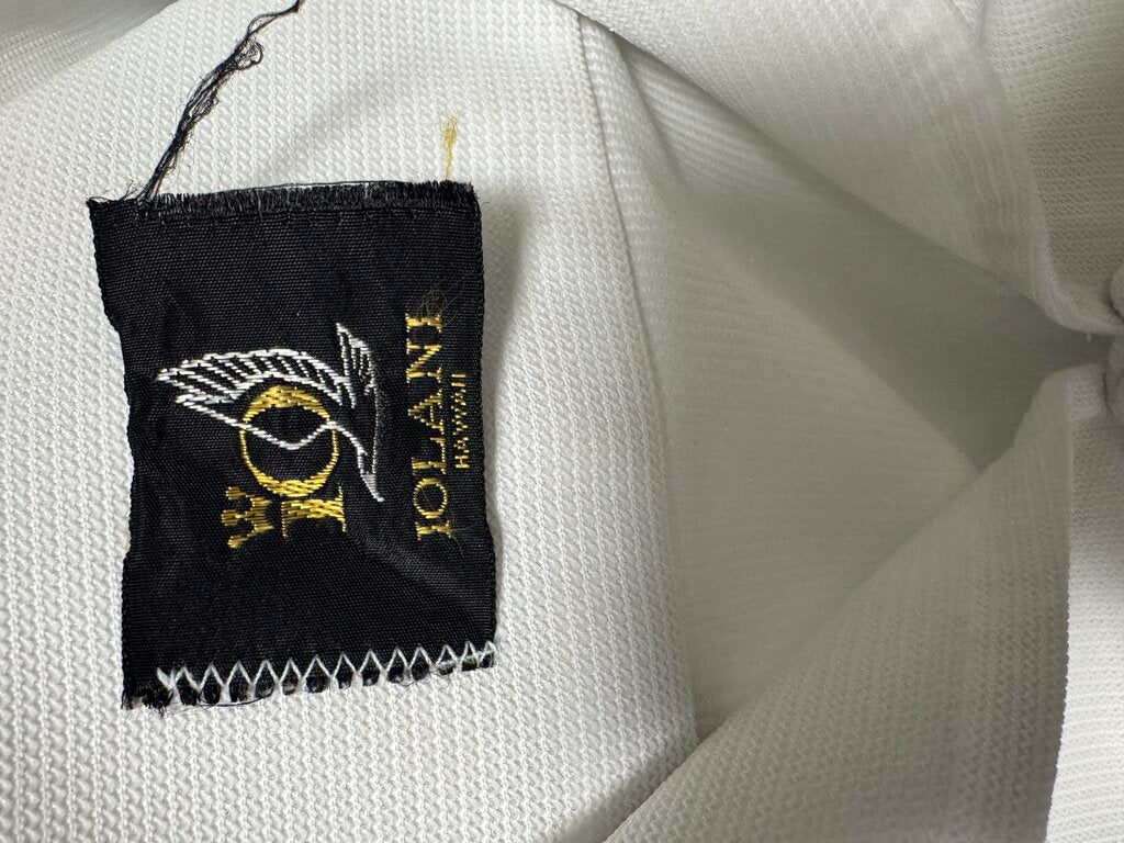 1970s Iolani Abstract Monstera Shirt – White Textured Poly with Navy Brushstroke Print (M)