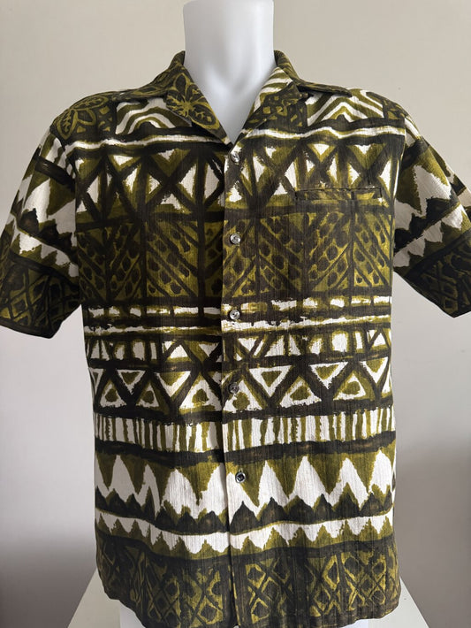 1960s Iolani Tribal Tapa Barkcloth Shirt – Olive & Black Geometric (M)
