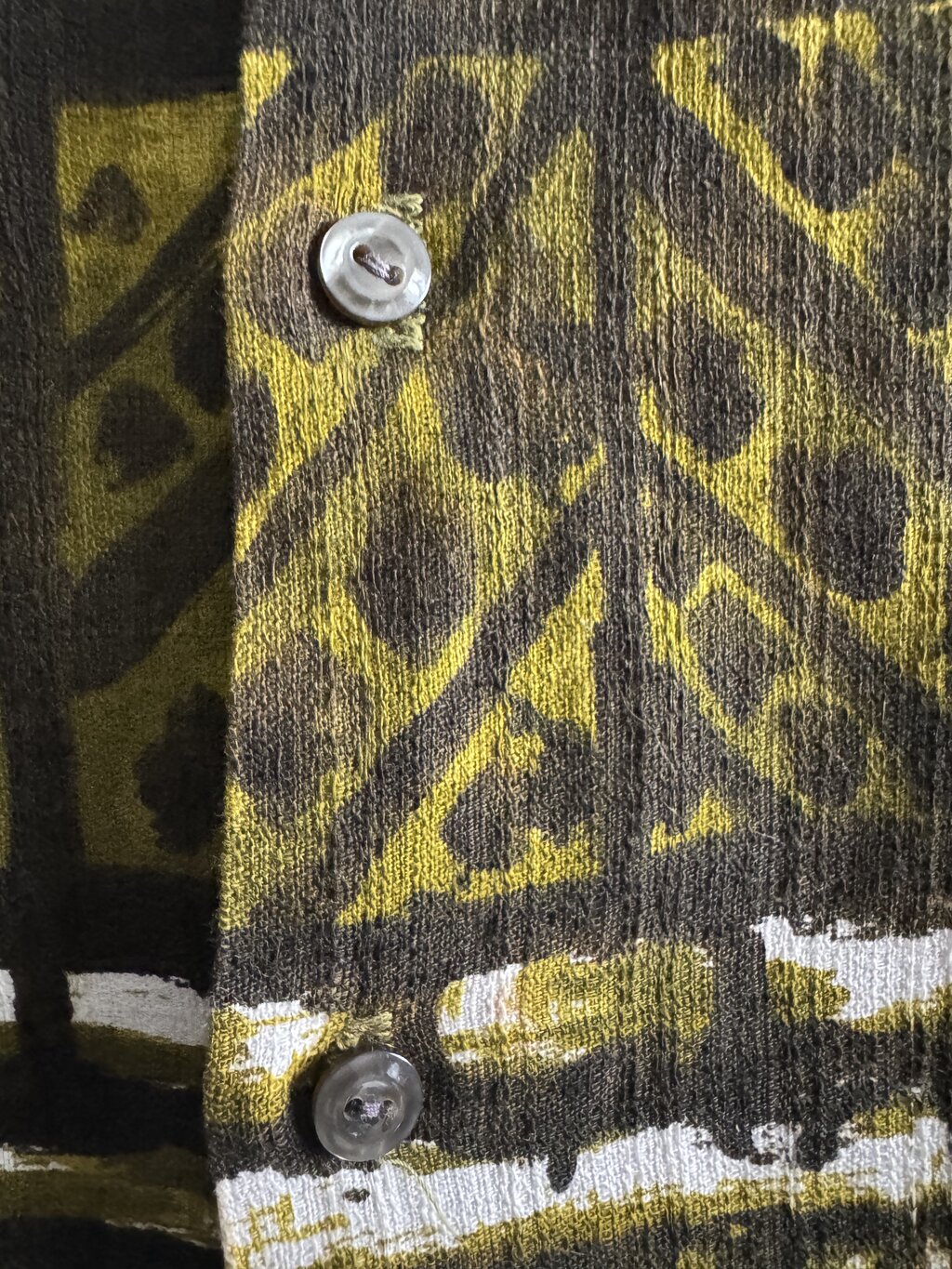 1960s Iolani Tribal Tapa Barkcloth Shirt – Olive & Black Geometric (M)