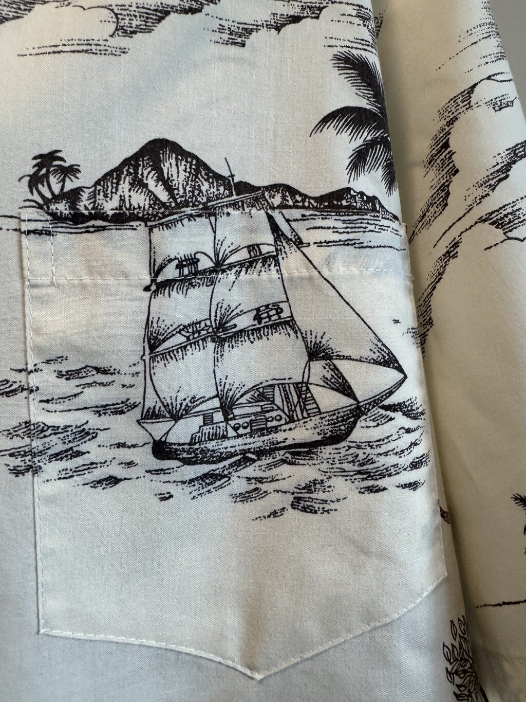 1990s Royal Creations Hawai‘i Island Map Shirt – Monochrome Nautical Print (XXL)