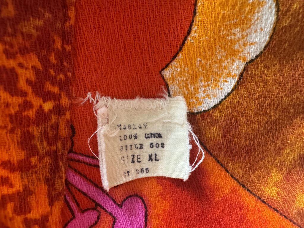 Late 60s / Early 70s Abstract Floral Shirt – Burnt Orange & Hibiscus Print (XL)