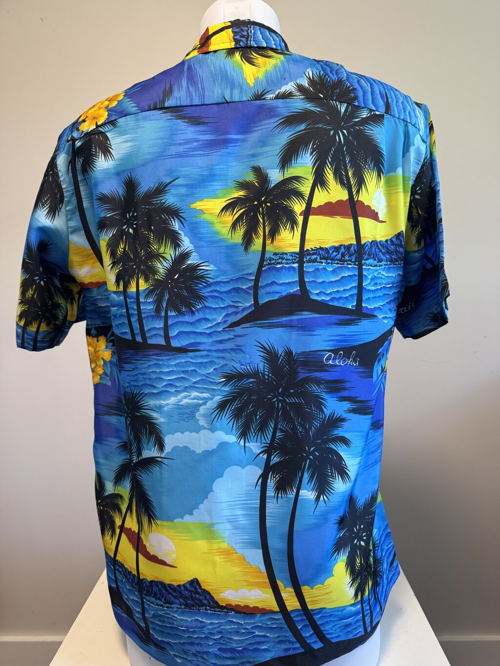 1980s Royal Creations Scenic Sunset Shirt – Black & Blue Palm Beach Print (M)
