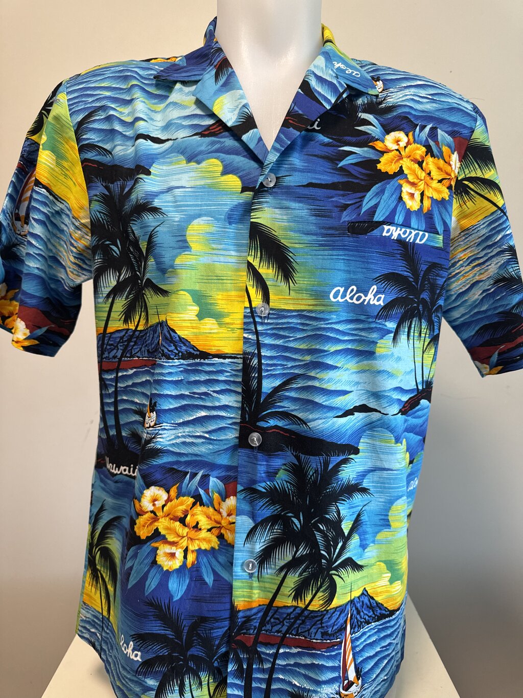 1990s - Royal Creations Scenic Sunset Shirt – Blue Ocean & Palm Print (M)