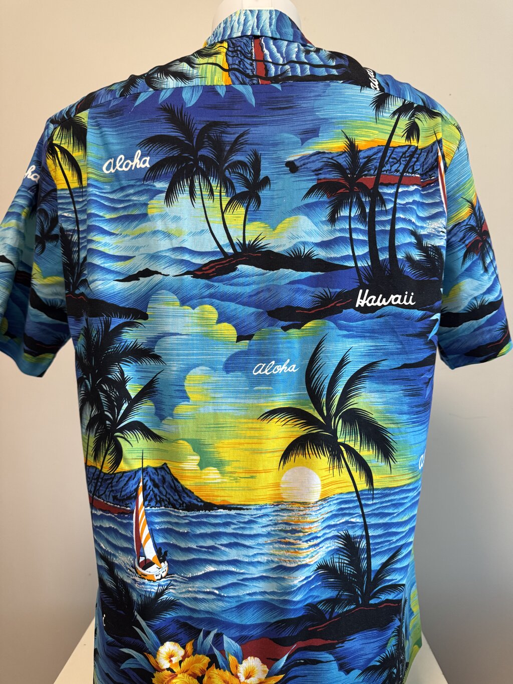 1990s - Royal Creations Scenic Sunset Shirt – Blue Ocean & Palm Print (M)