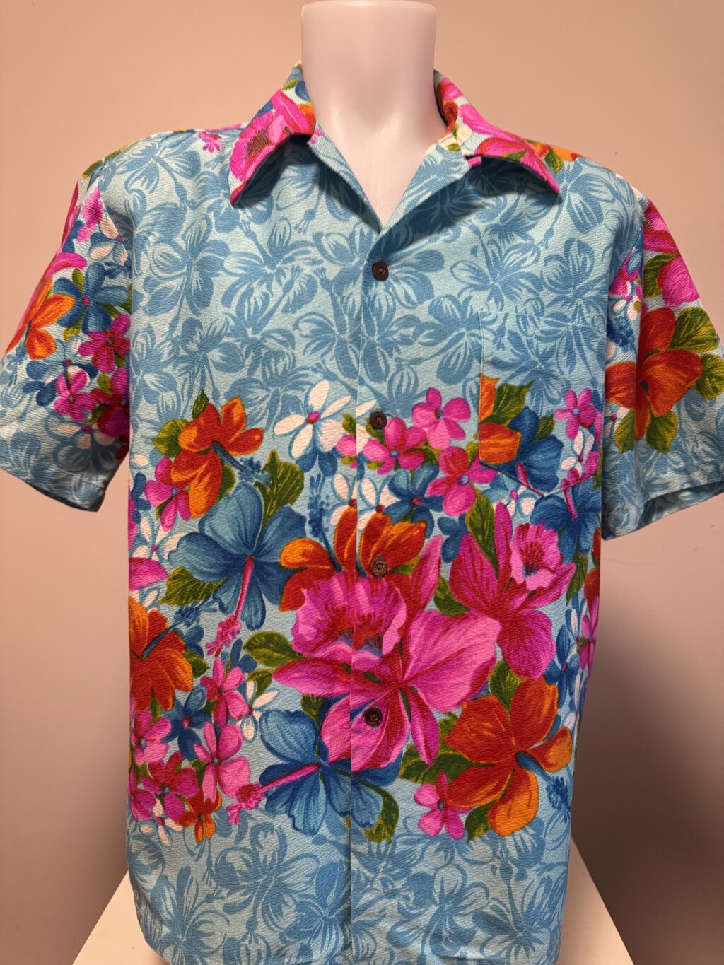 1970s Hawaiian Togs Shirt – Sky Blue Floral Explosion in Thick Cotton (L)