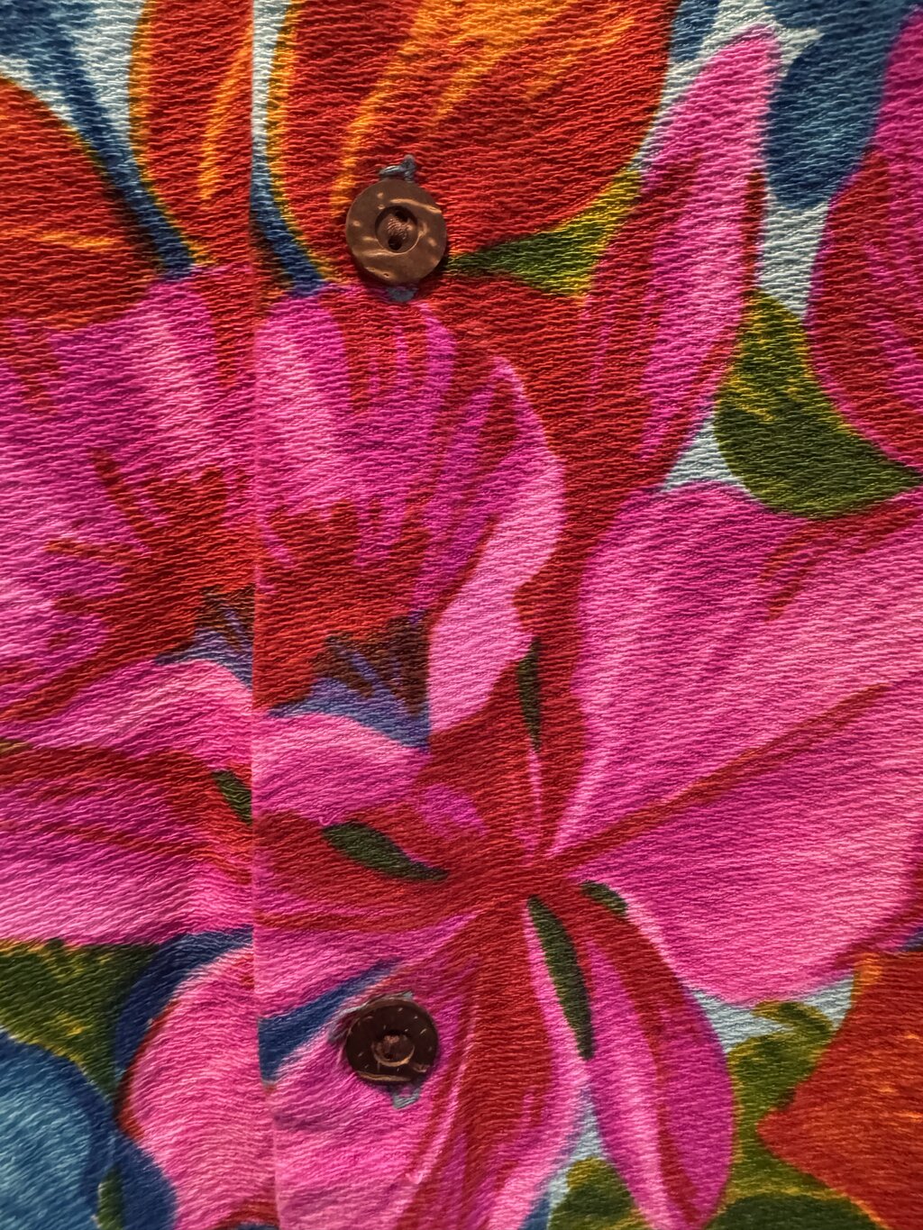 1970s Hawaiian Togs Shirt – Sky Blue Floral Explosion in Thick Cotton (L)