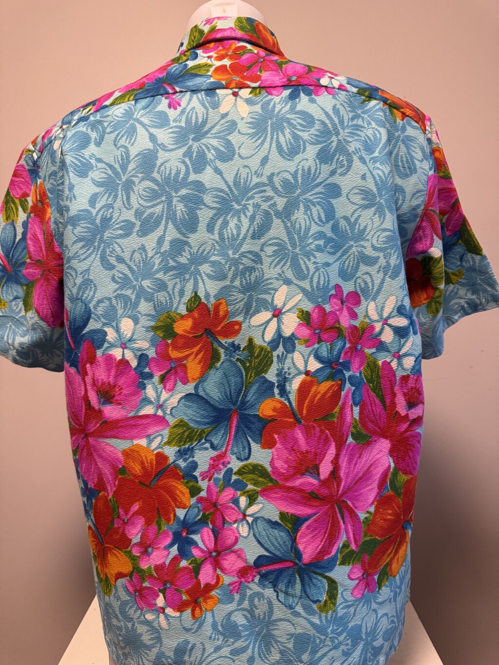 1970s Hawaiian Togs Shirt – Sky Blue Floral Explosion in Thick Cotton (L)