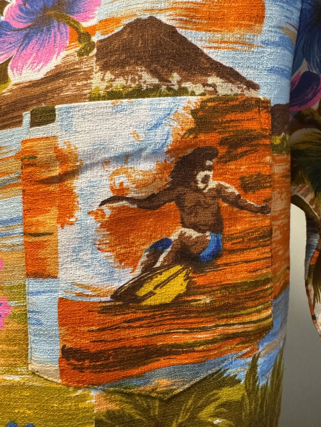 1970s-Hafa Adai Wear Scenic Panel Shirt – Surfer, Sailboats & Hibiscus (M)