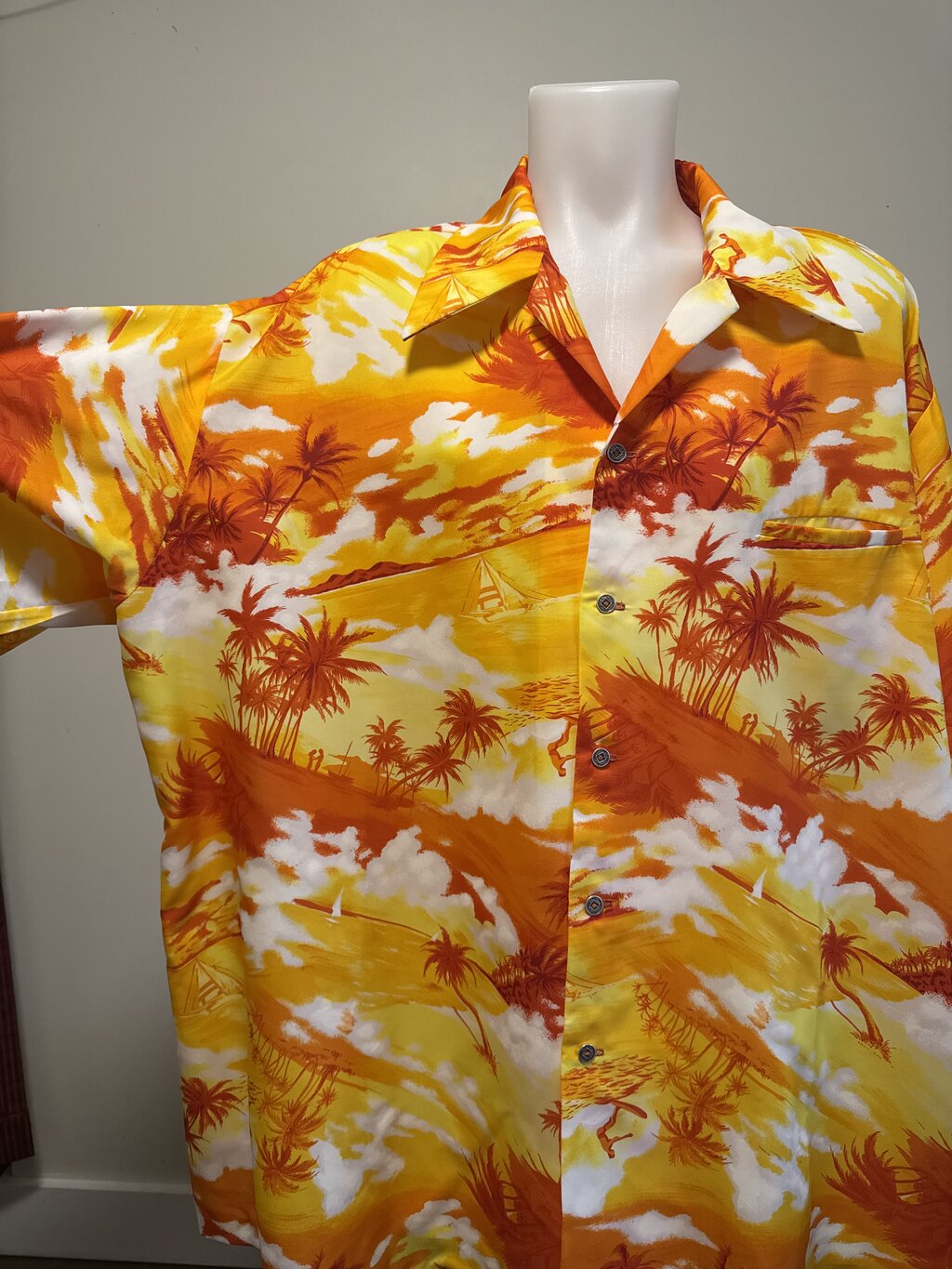 1970s Doray Sunset Surfer Shirt – Burnt Orange & Yellow Polyester (XXL)