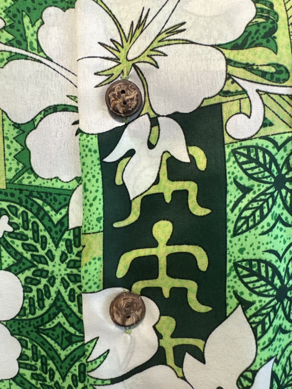 1980s Roundy Bay Hibiscus Block Print Shirt – Green & White Polyester (S)