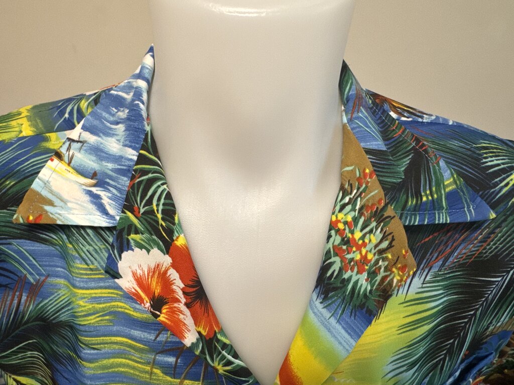 1980s Kai Nani Scenic Coastline Shirt – Ocean Sunset & Canoes (M)