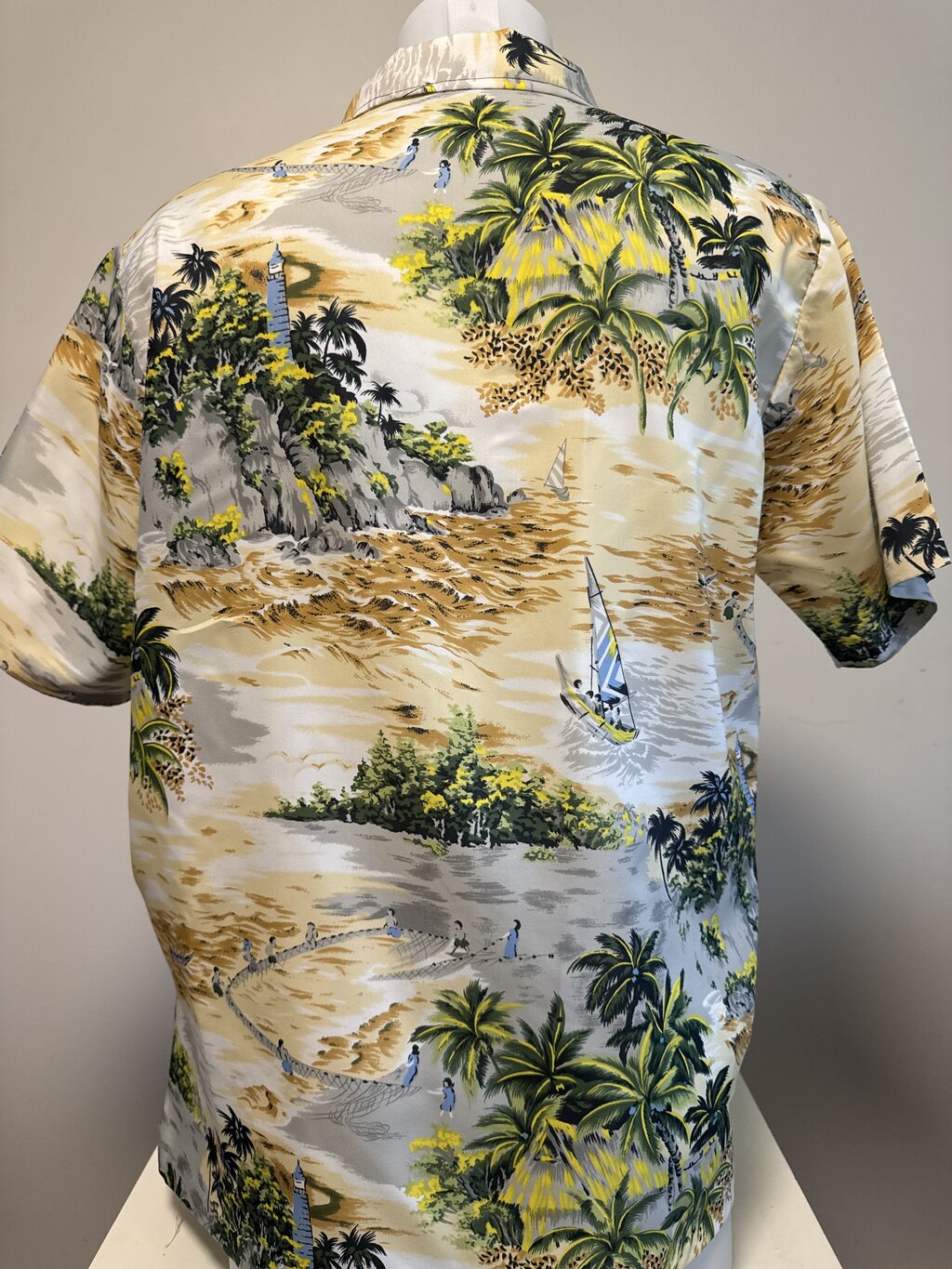 1980s Big Sur Scenic Shirt – Lighthouse & Net Fishing Print (L)