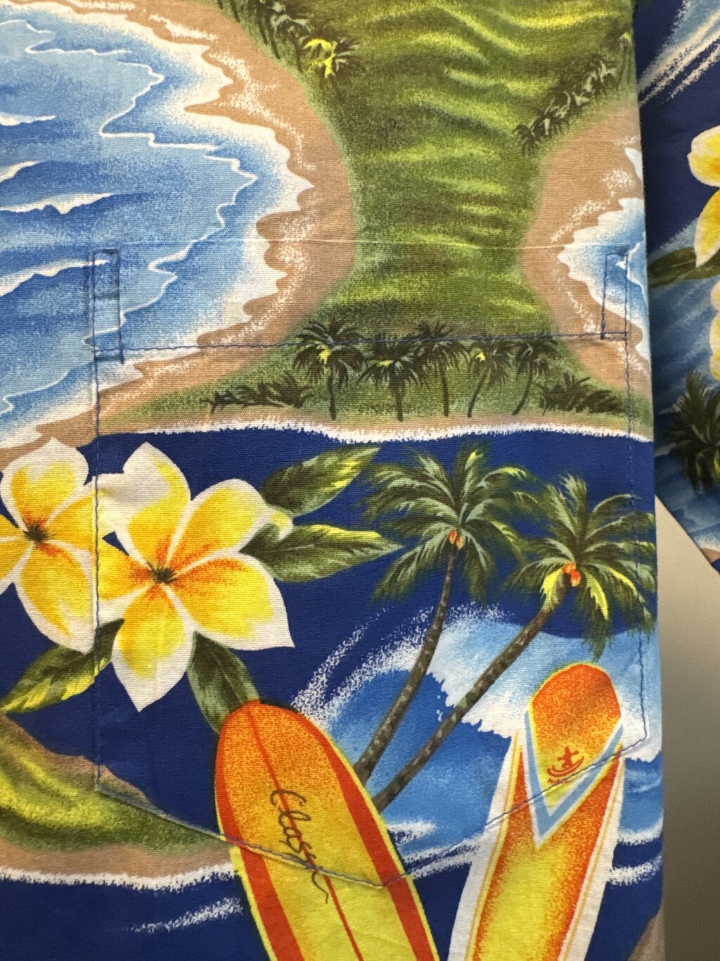 1980s Koko Head Surfboard & Plumeria Shirt – Royal Blue Cotton (M)