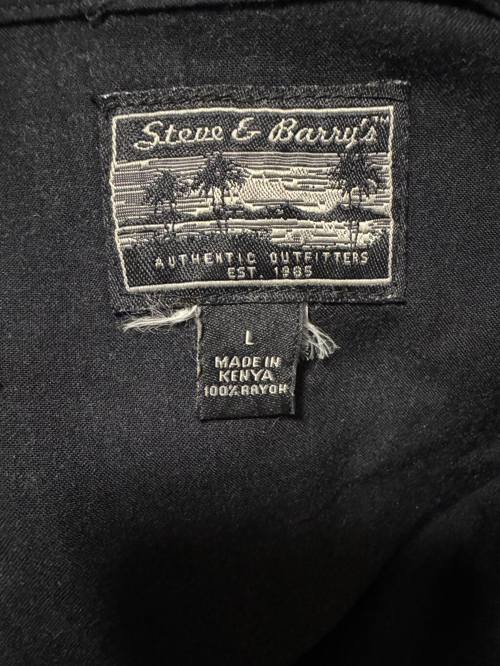 1990s Steve & Barry’s Pineapple & Floral Panel Shirt – Black & Beige (L)