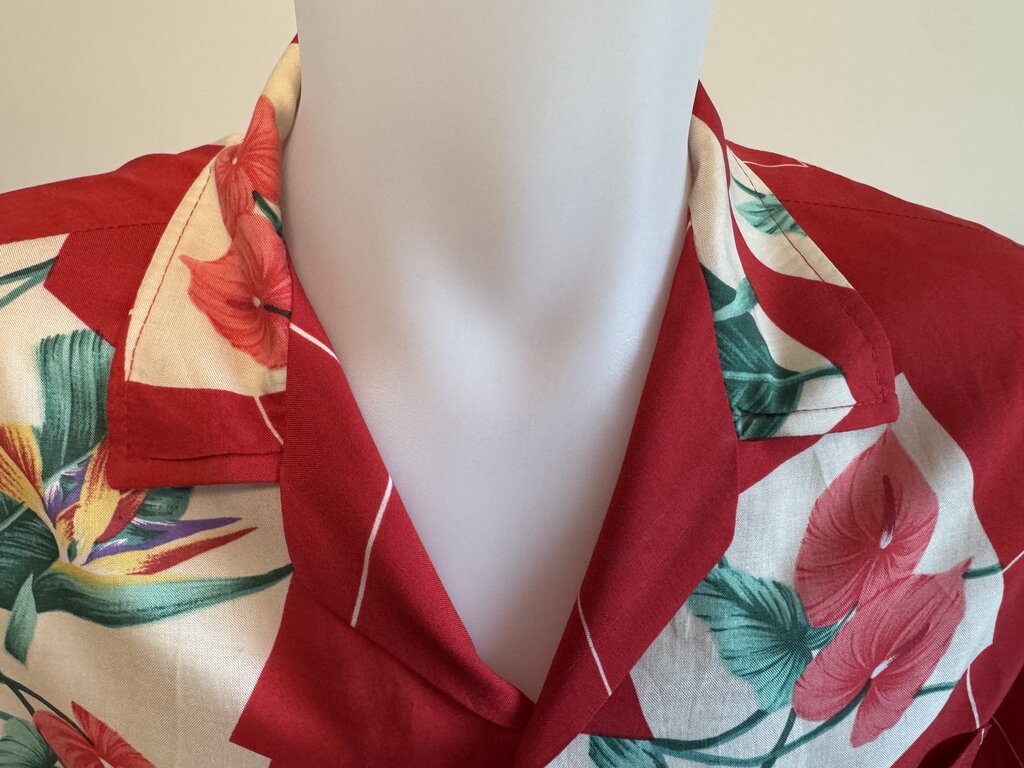1990s Cooke Street Anthurium & Bird of Paradise Shirt – Red & Cream Rayon (M)