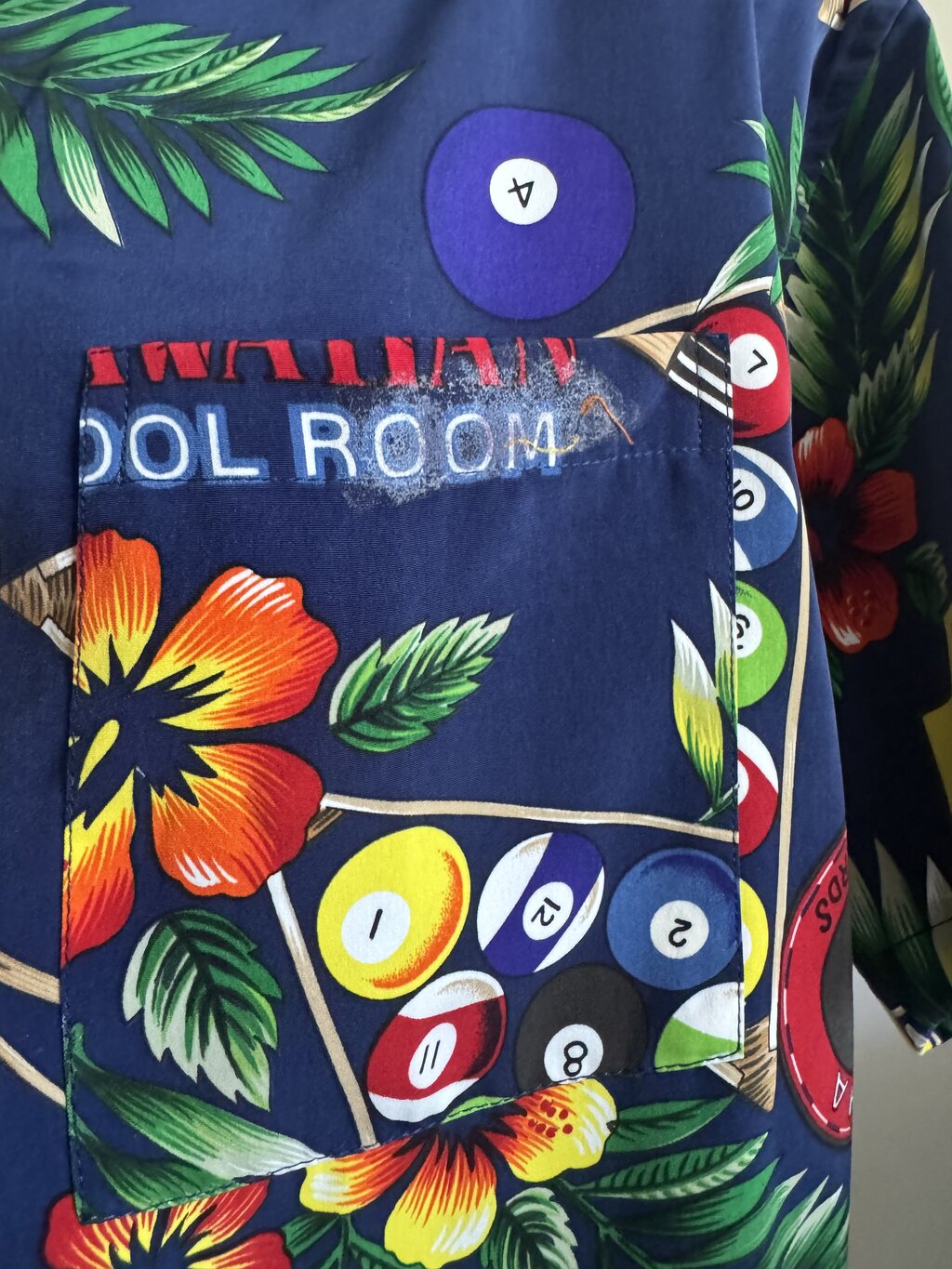 1990s Box Office “Hawaiian Pool Room” Billiards Shirt – Navy & Neon Tropical Print (M)