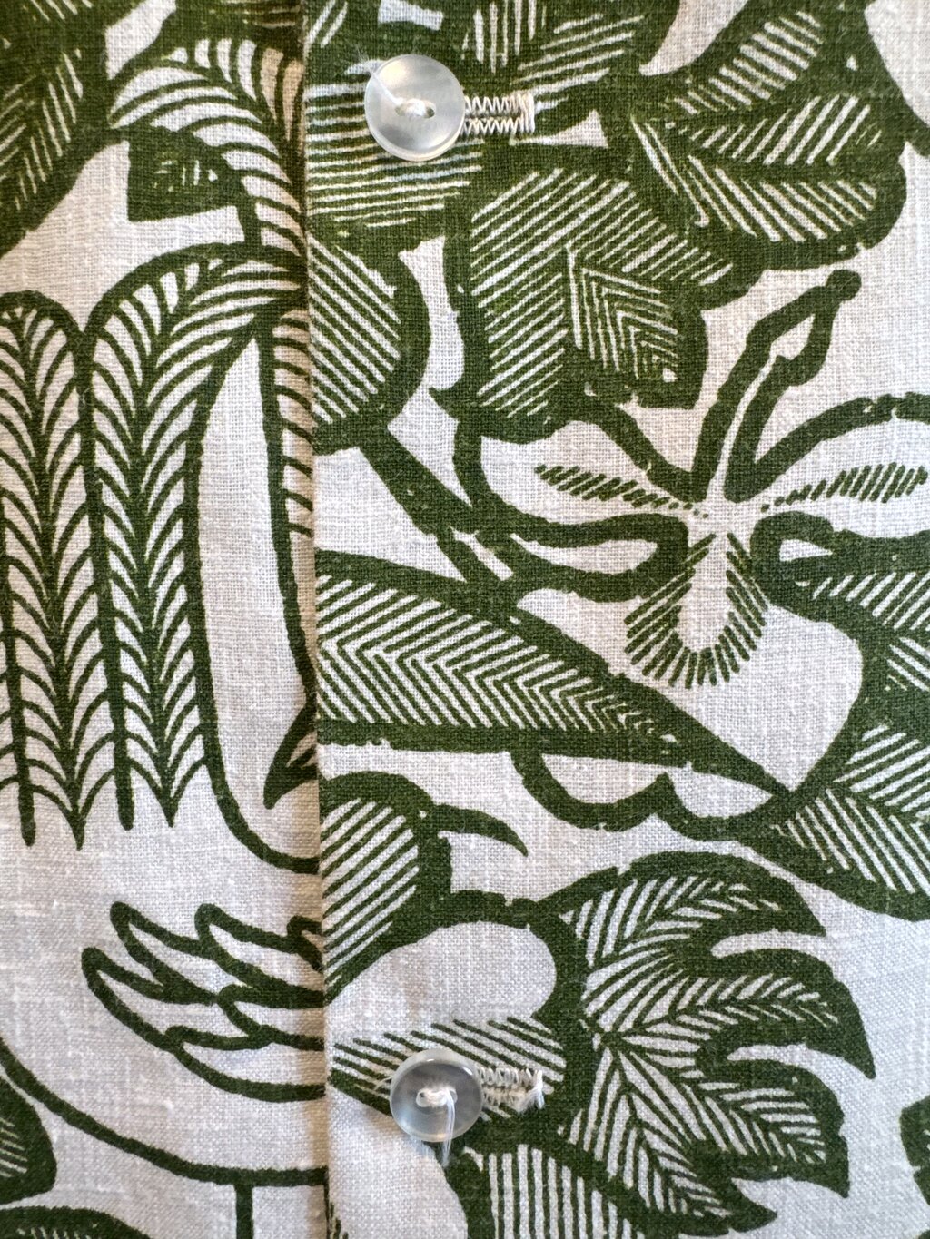 1970s Penny’s Hawaii Tribal Bird & Flora Shirt – Olive Green on Natural Slub Weave (XL)