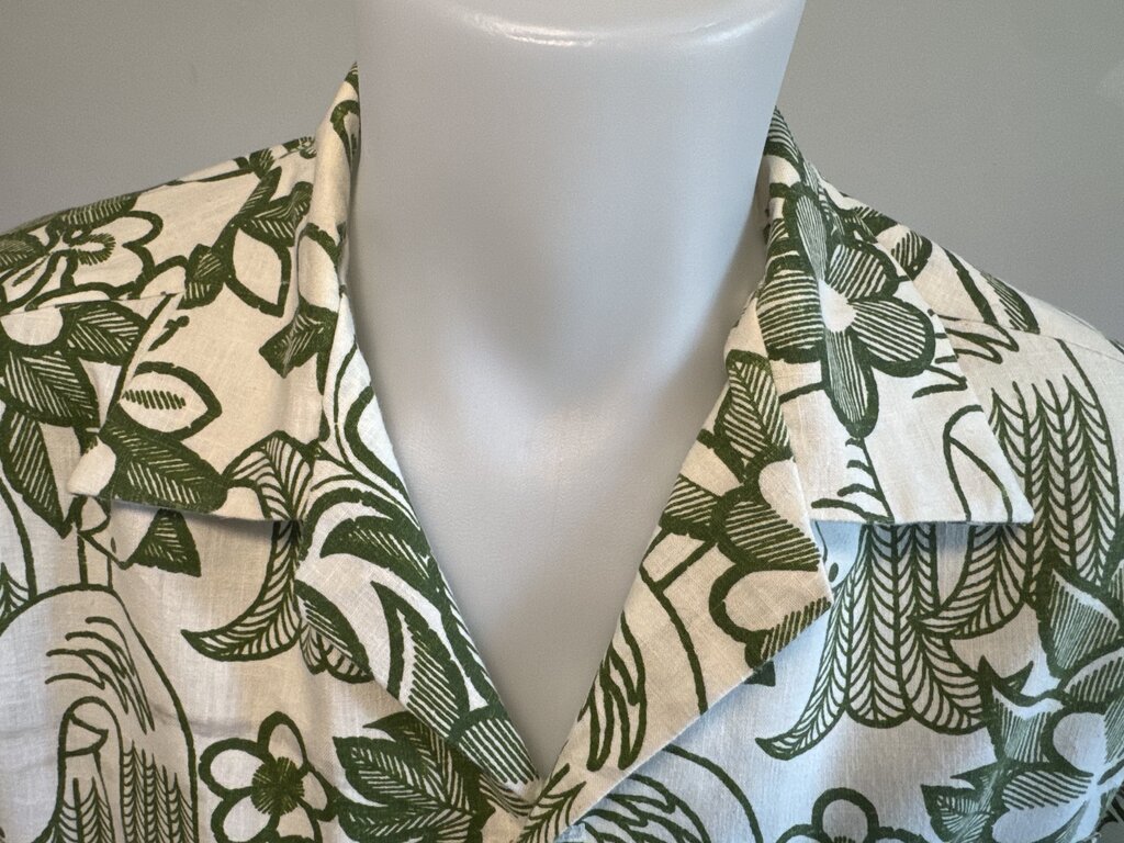 1970s Penny’s Hawaii Tribal Bird & Flora Shirt – Olive Green on Natural Slub Weave (XL)