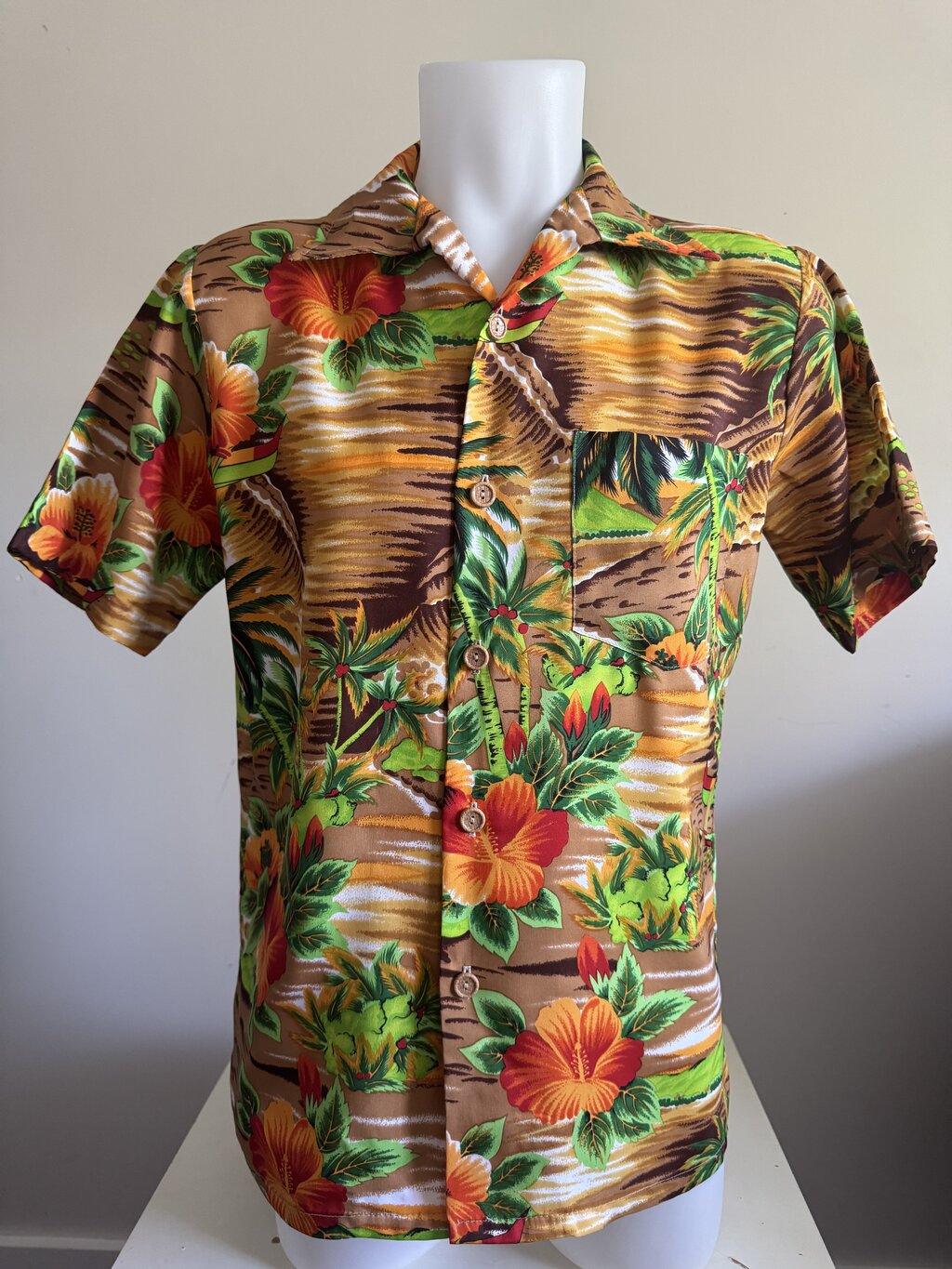1980s Dolphin Canoe & Hibiscus Surf Shirt – Brown Sunset Polyester (M)