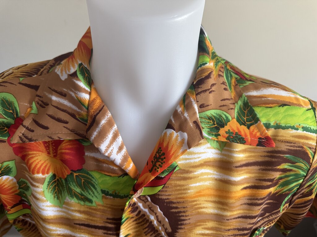1980s Dolphin Canoe & Hibiscus Surf Shirt – Brown Sunset Polyester (M)
