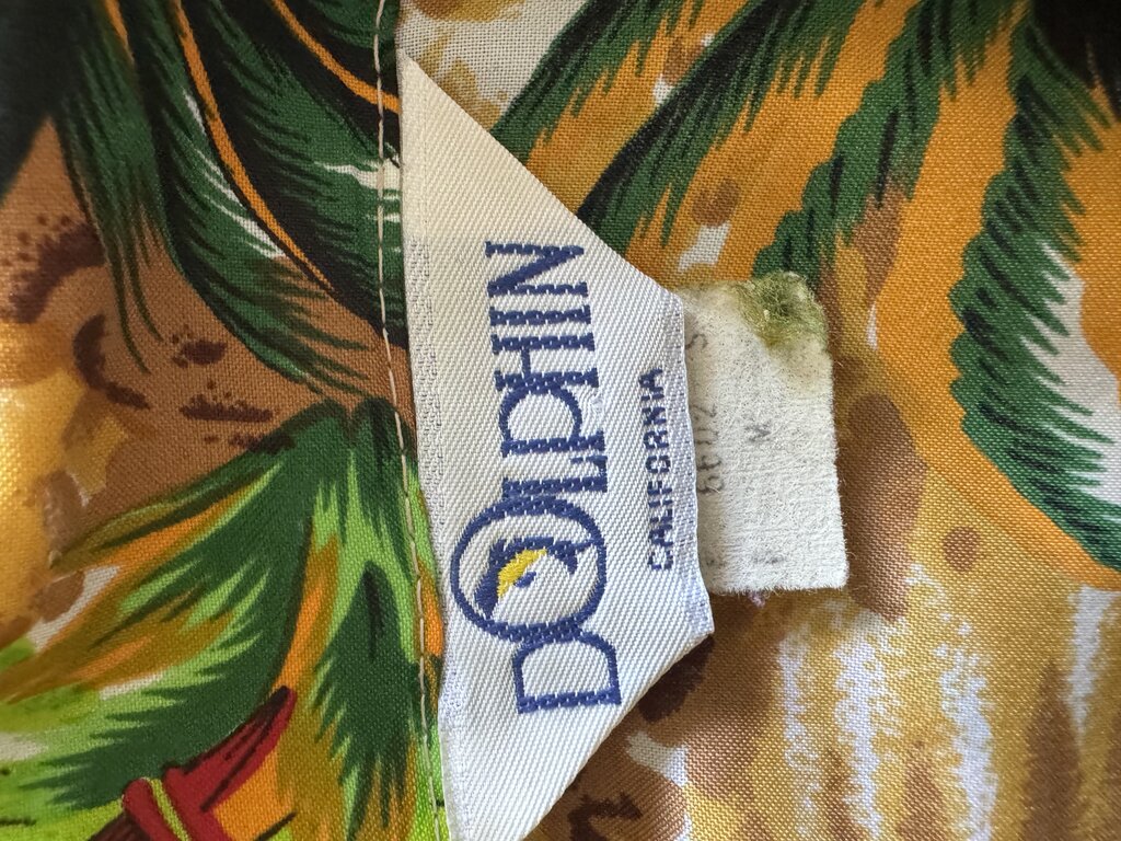 1980s Dolphin Canoe & Hibiscus Surf Shirt – Brown Sunset Polyester (M)