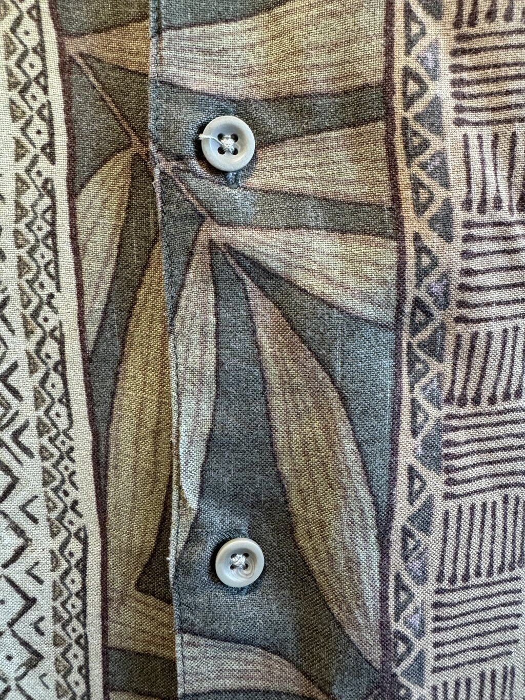 2000s Van Heusen Floral Panel Shirt – Earth Tones (L)