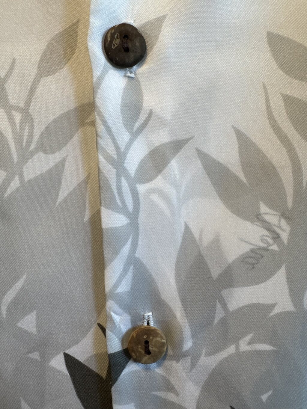 2000s Royal Creations Monochrome Leaf Fade Shirt – Black & White Silky Polyester (3XL)