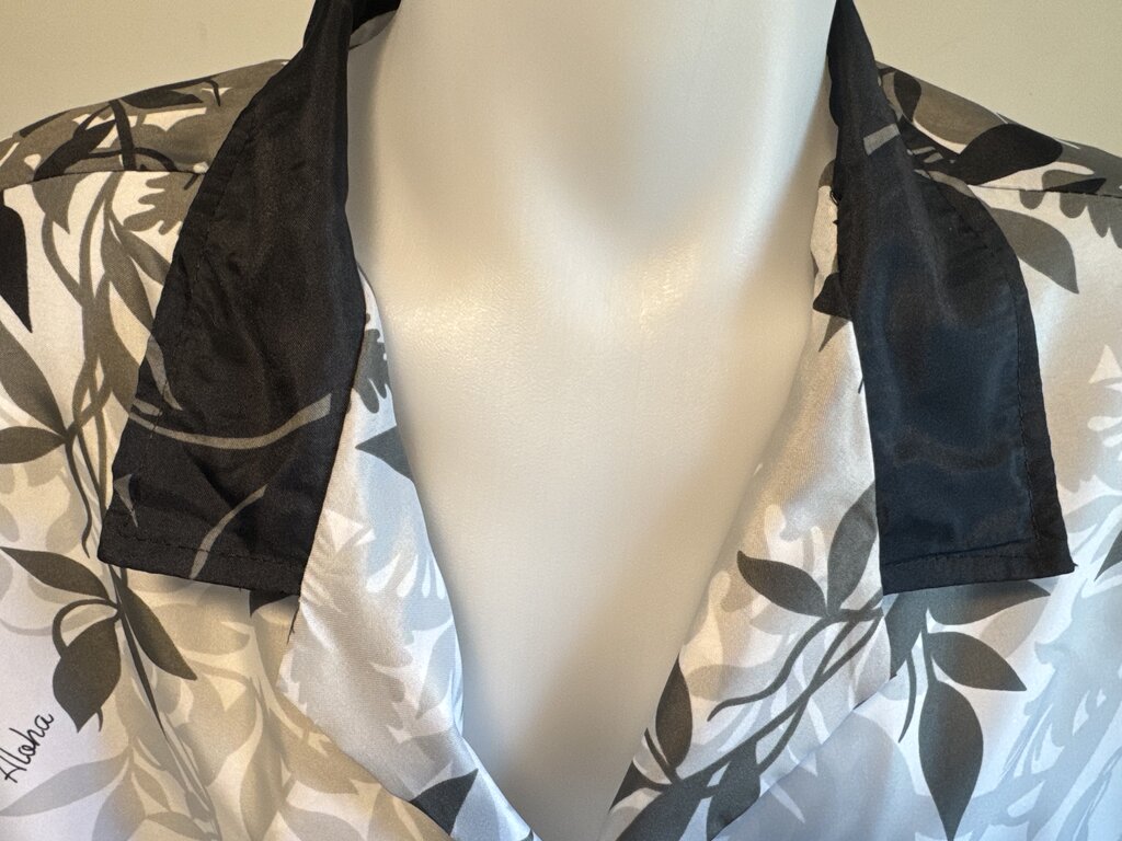 2000s Royal Creations Monochrome Leaf Fade Shirt – Black & White Silky Polyester (3XL)