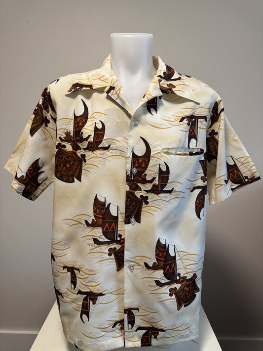 1980s Reef Polynesian Canoe Shirt – Cream with Tribal Voyaging Vessels (XL)