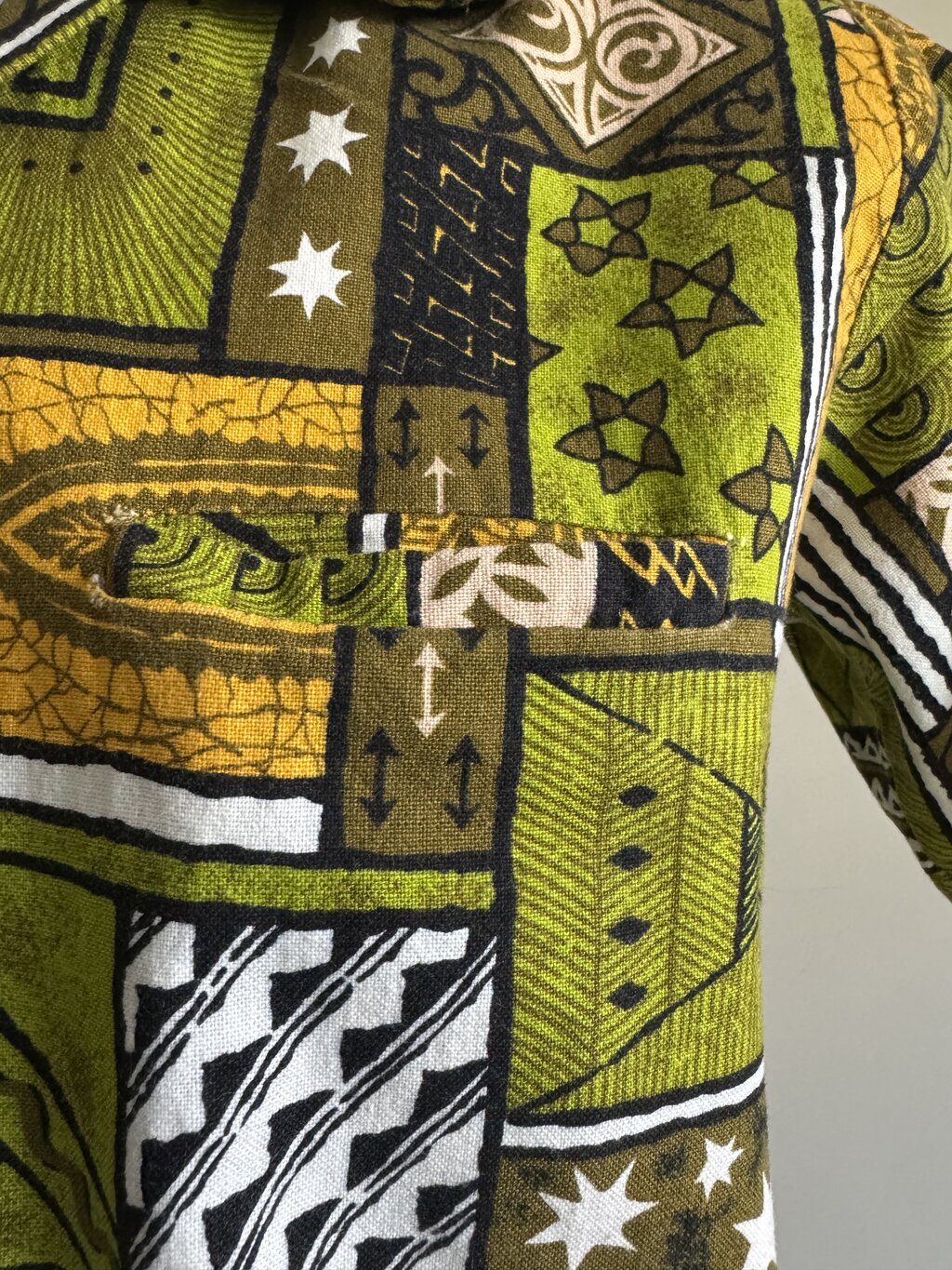 1960s Bold Tribal Mosaic Barkcloth Shirt – Olive, Mustard & Charcoal Geometrics