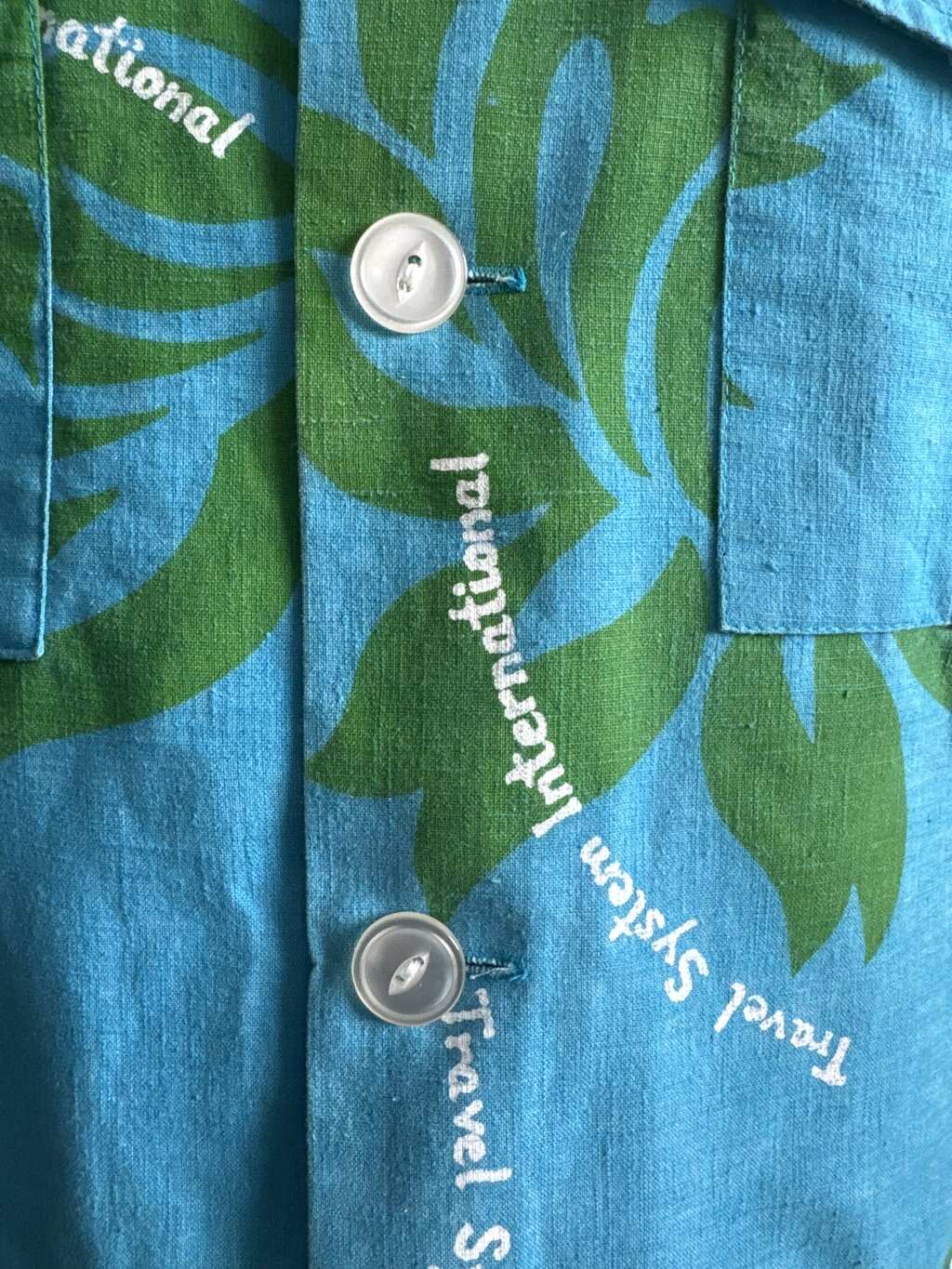 1950s Hukilau Fashions Four-Pocket Barkcloth Shirt – Blue Tropics with Military Edge