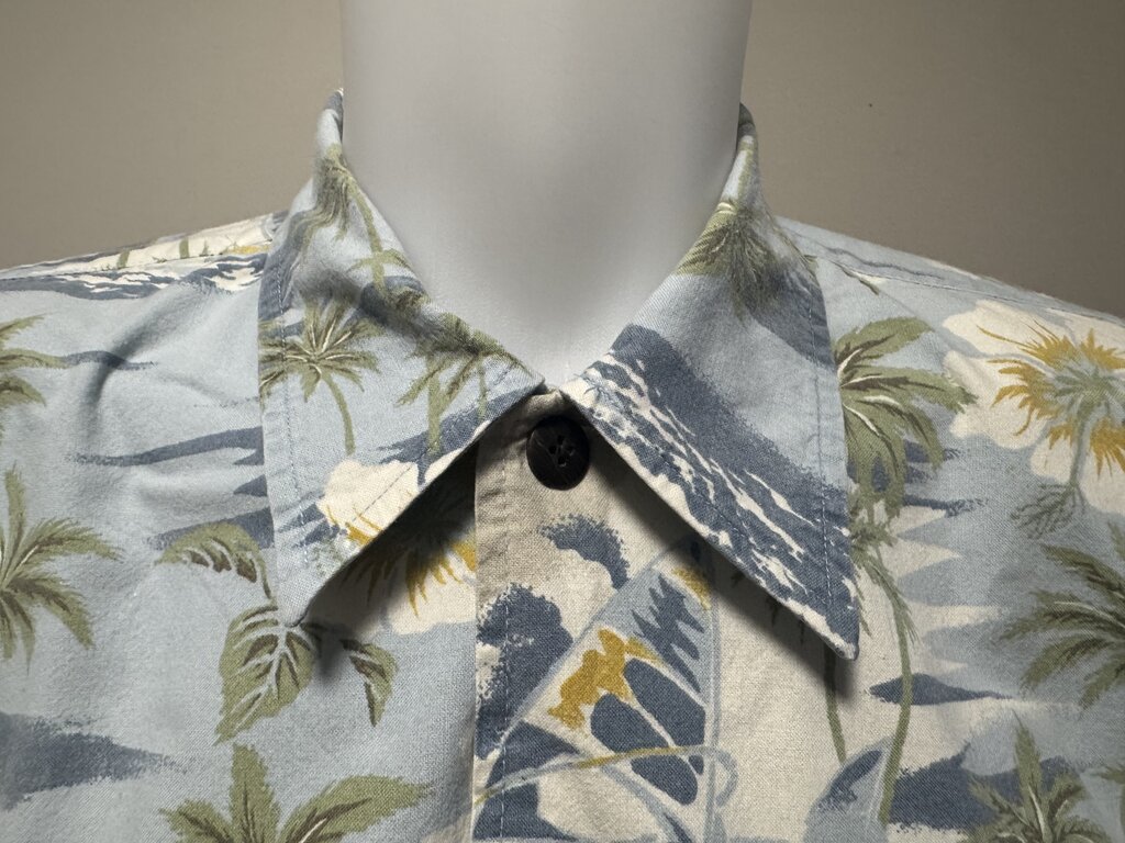 1990s Cherokee Surfing & Floral Print Shirt – Blue, White, Green (L)