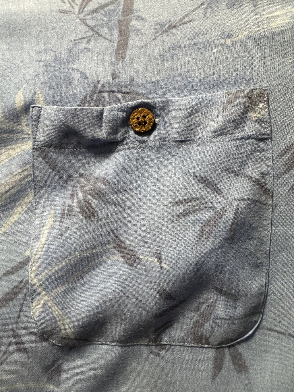 2000s Puritan Palm Leaf & Bamboo Shadow Print Shirt – Light Blue (2XL)