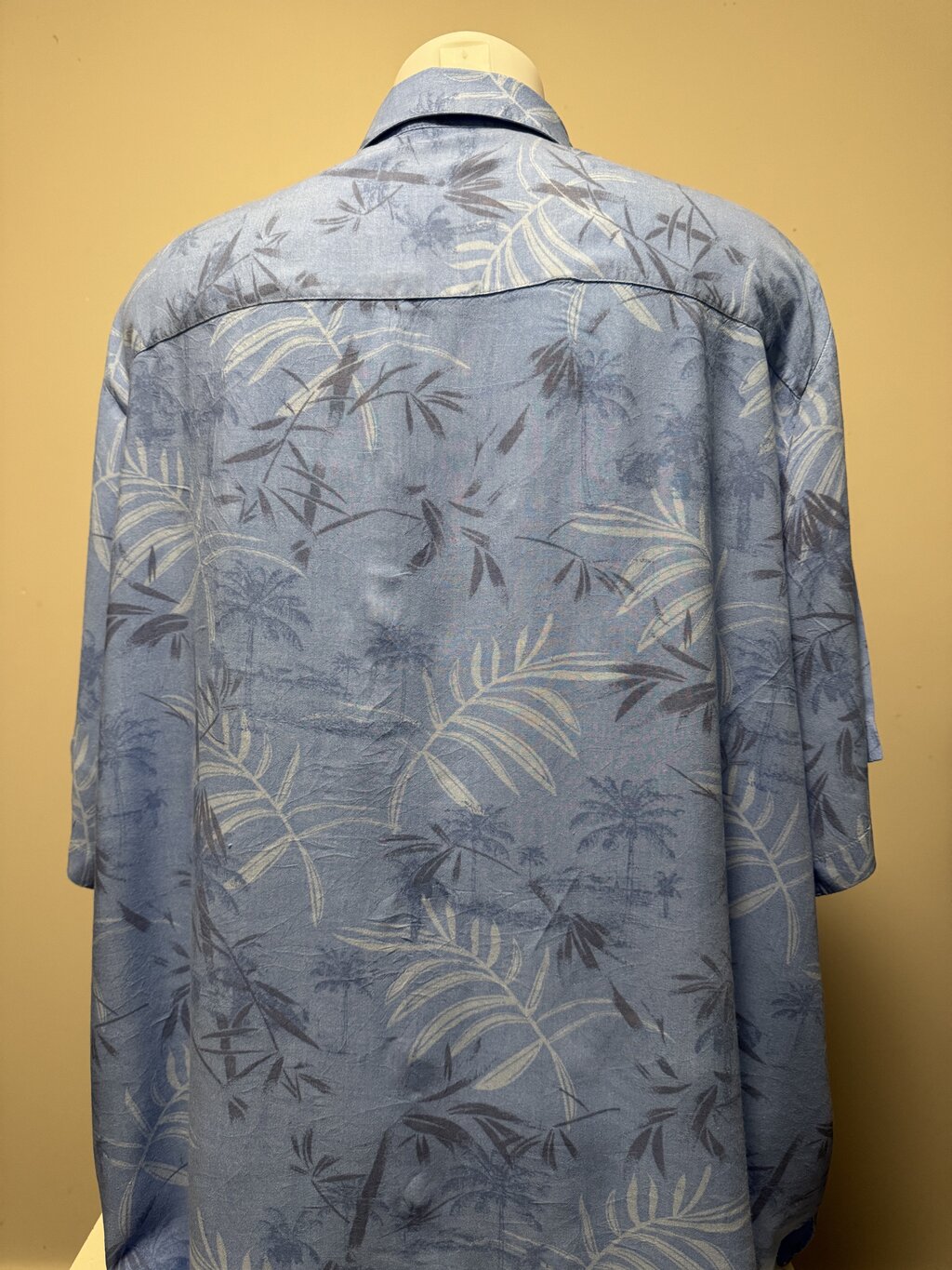2000s Puritan Palm Leaf & Bamboo Shadow Print Shirt – Light Blue (2XL)